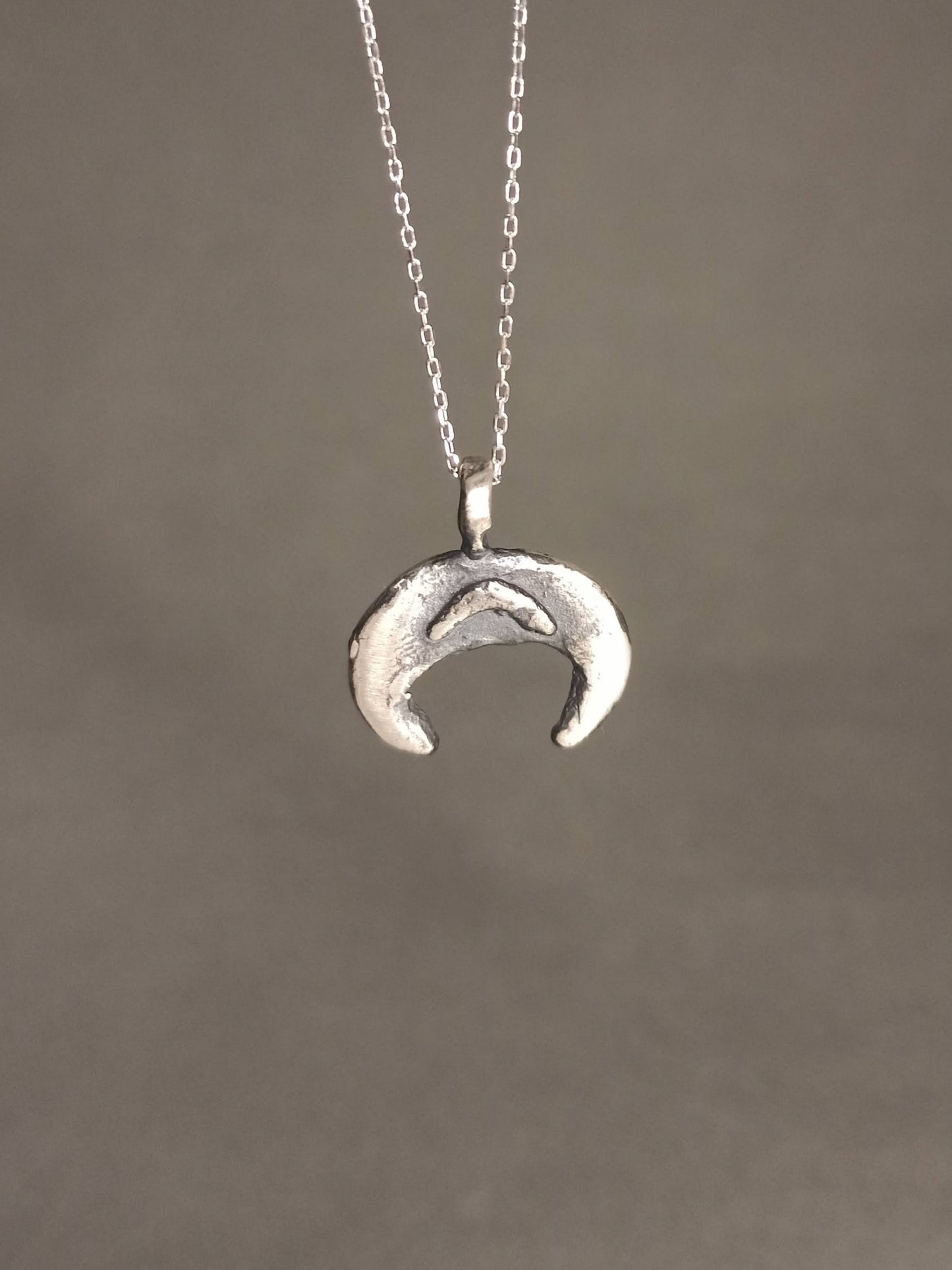 Yeni Ay Sembolü Kolyе, Gümüş Hilal Kolye