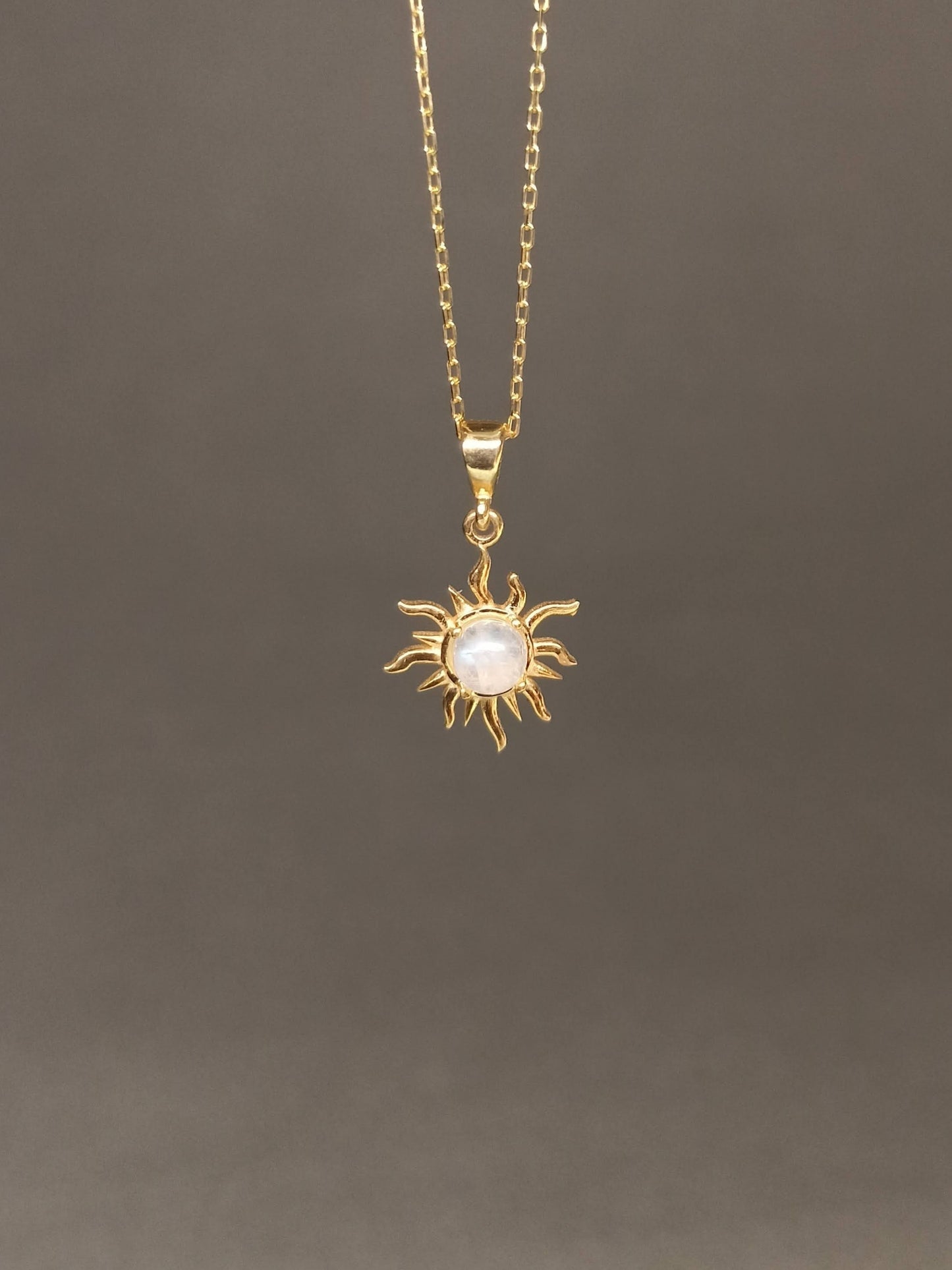 Gümüş Ay Taşlı Mini Güneş Kolye