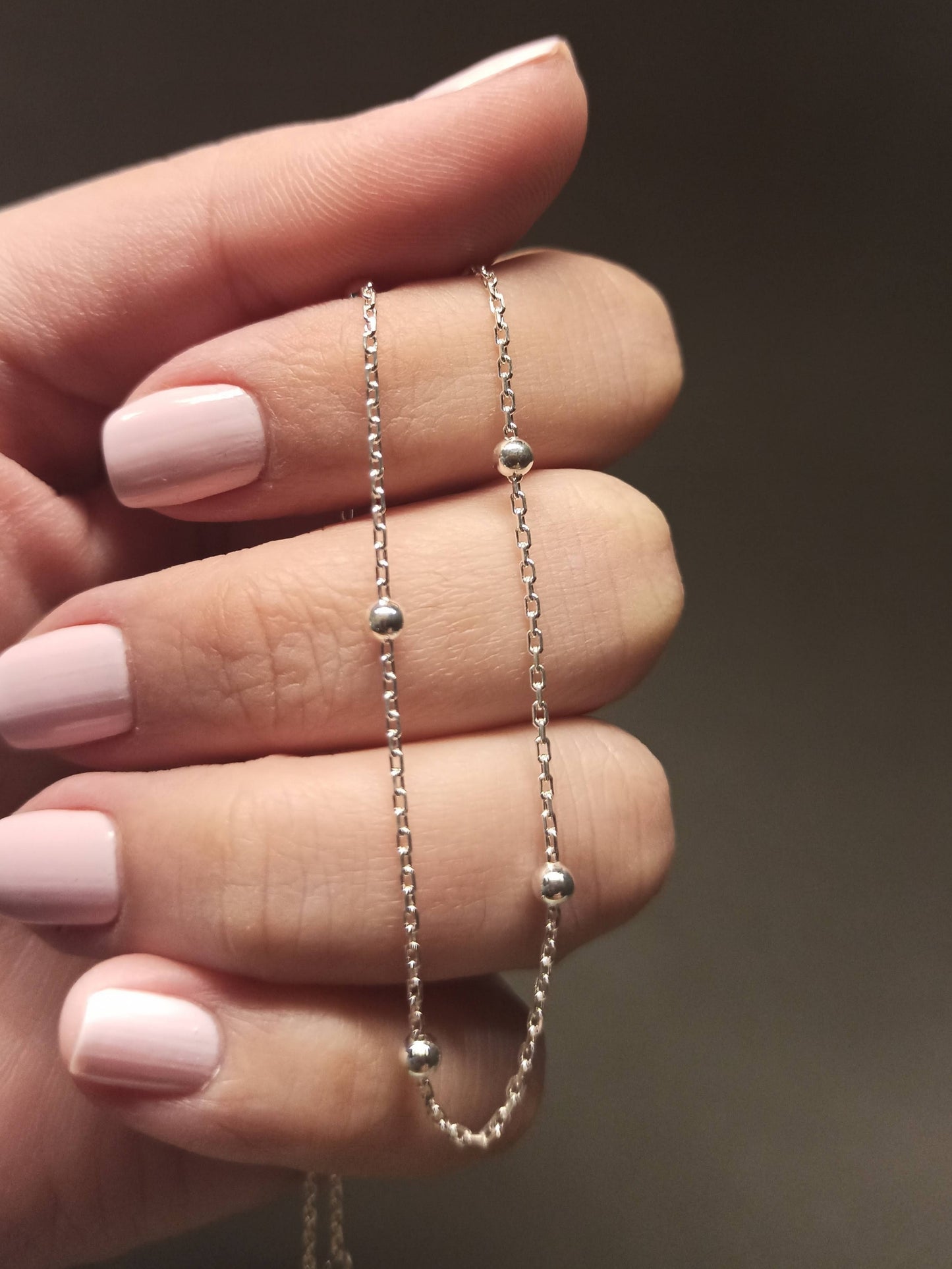 Gümüş Aralıklı Top Zincir Kolye