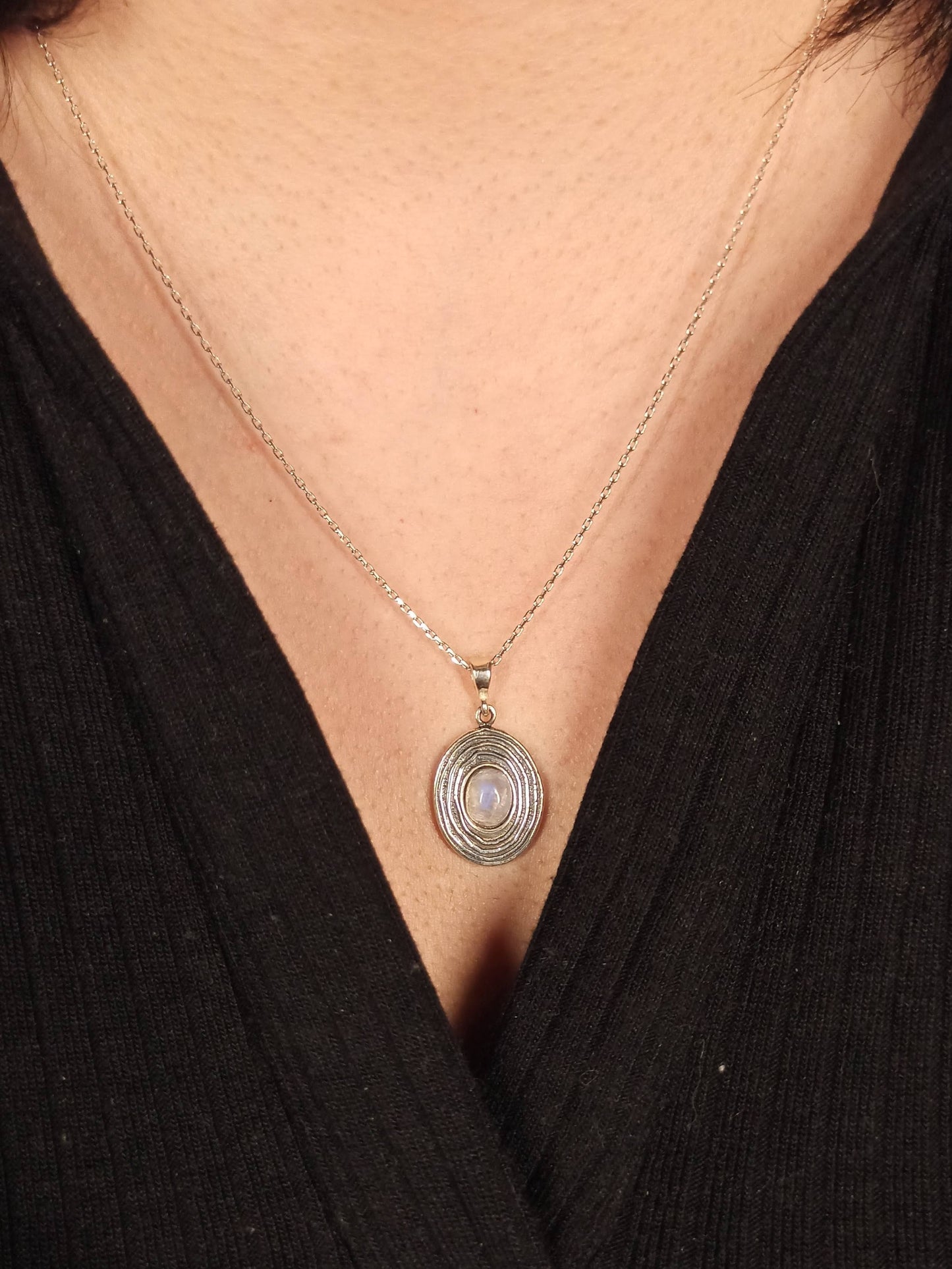 Doğal Ay Taşlı El Yapımı Kolye