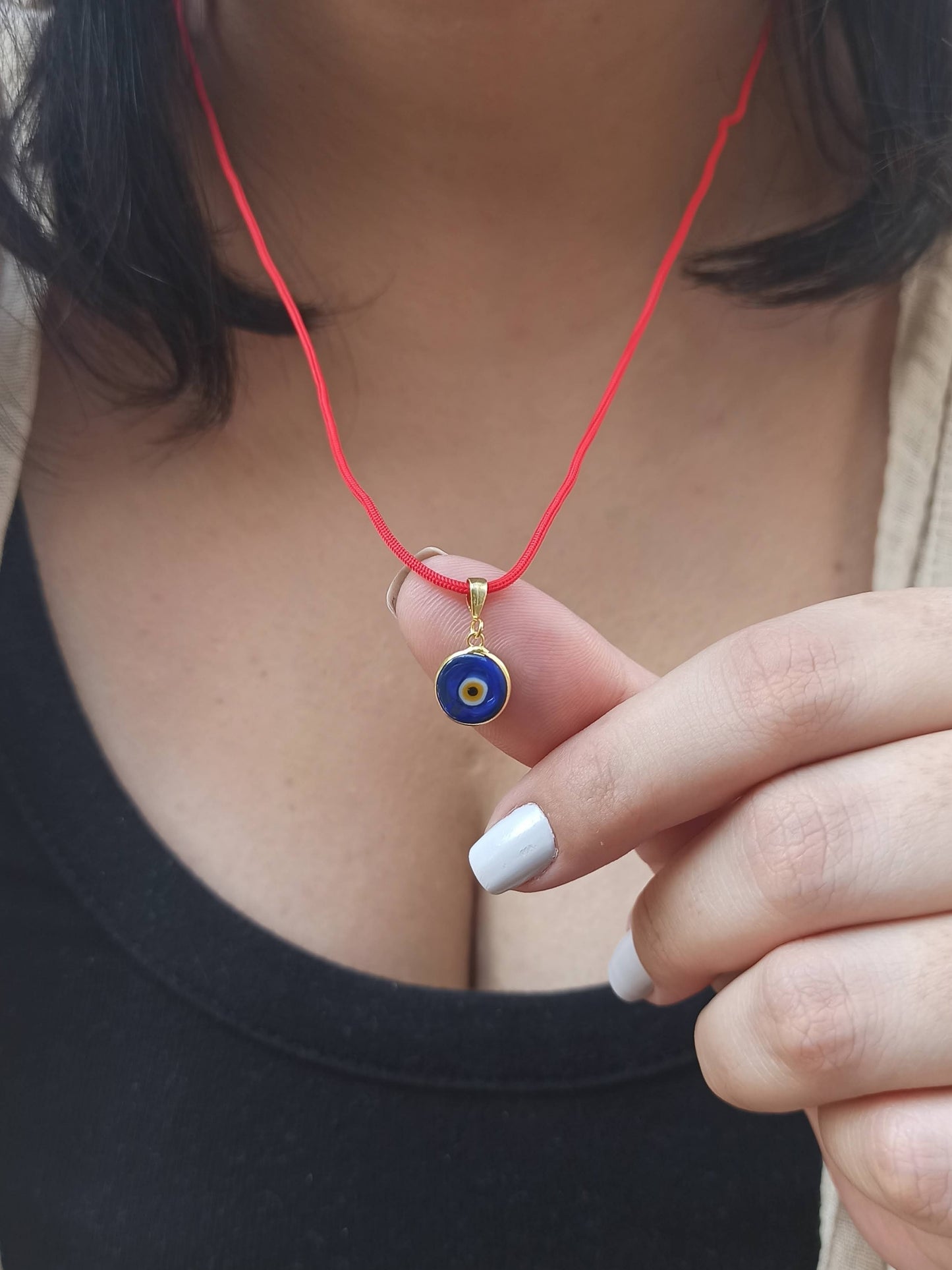 Kırmızı İpli Lacivert Nazar Boncuğu Gümüş Kolye