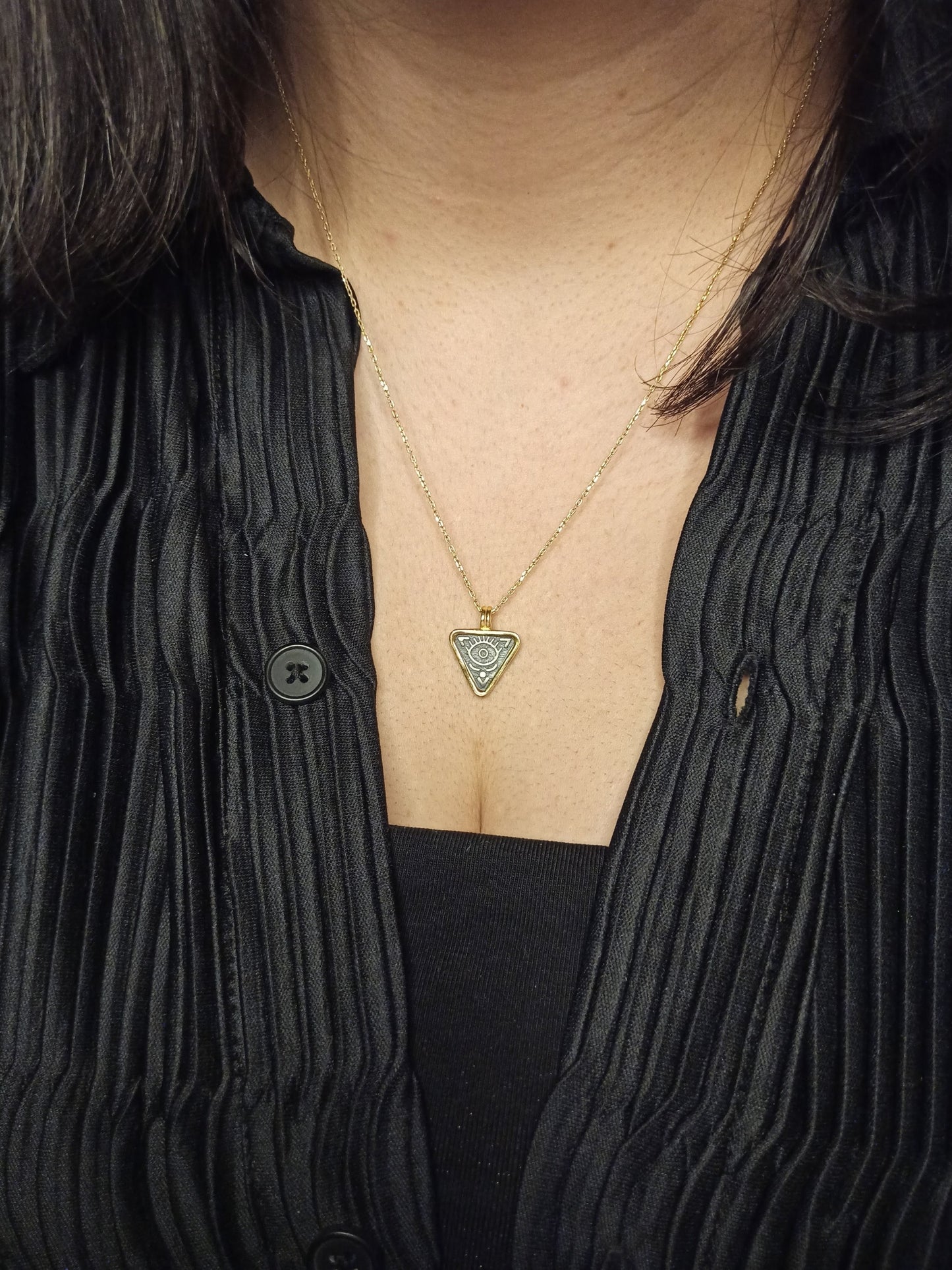 Üçgen Nazarlık Göz Gümüş Kolye