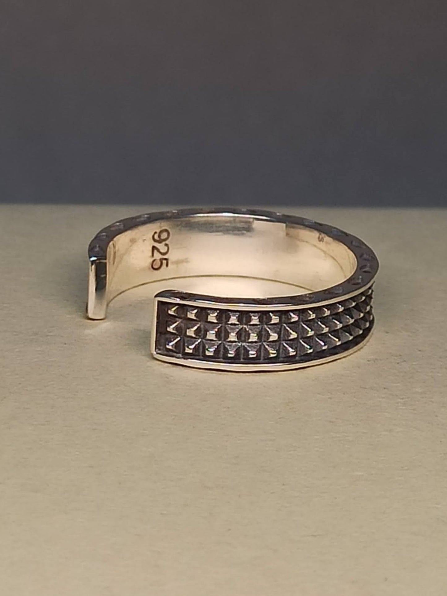 Piramit Motifli Gümüş Erkek Yüzüğü, Ayarlanabilir