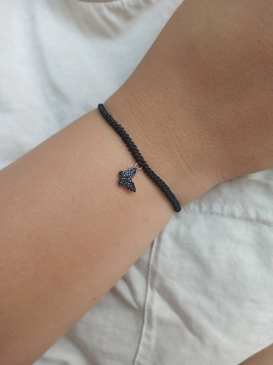 Siyah taşlı gümüş kelebek ipli bileklik