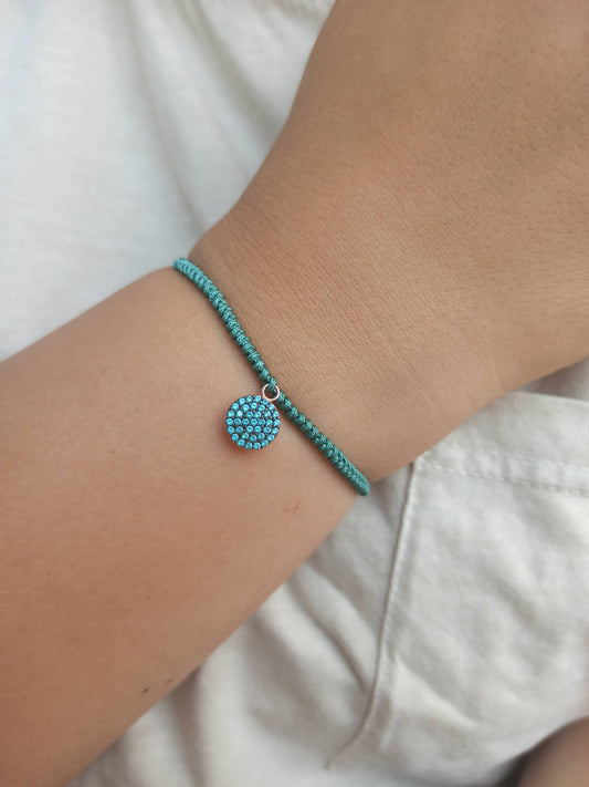 Yeşil taşlı gümüş ip bileklik