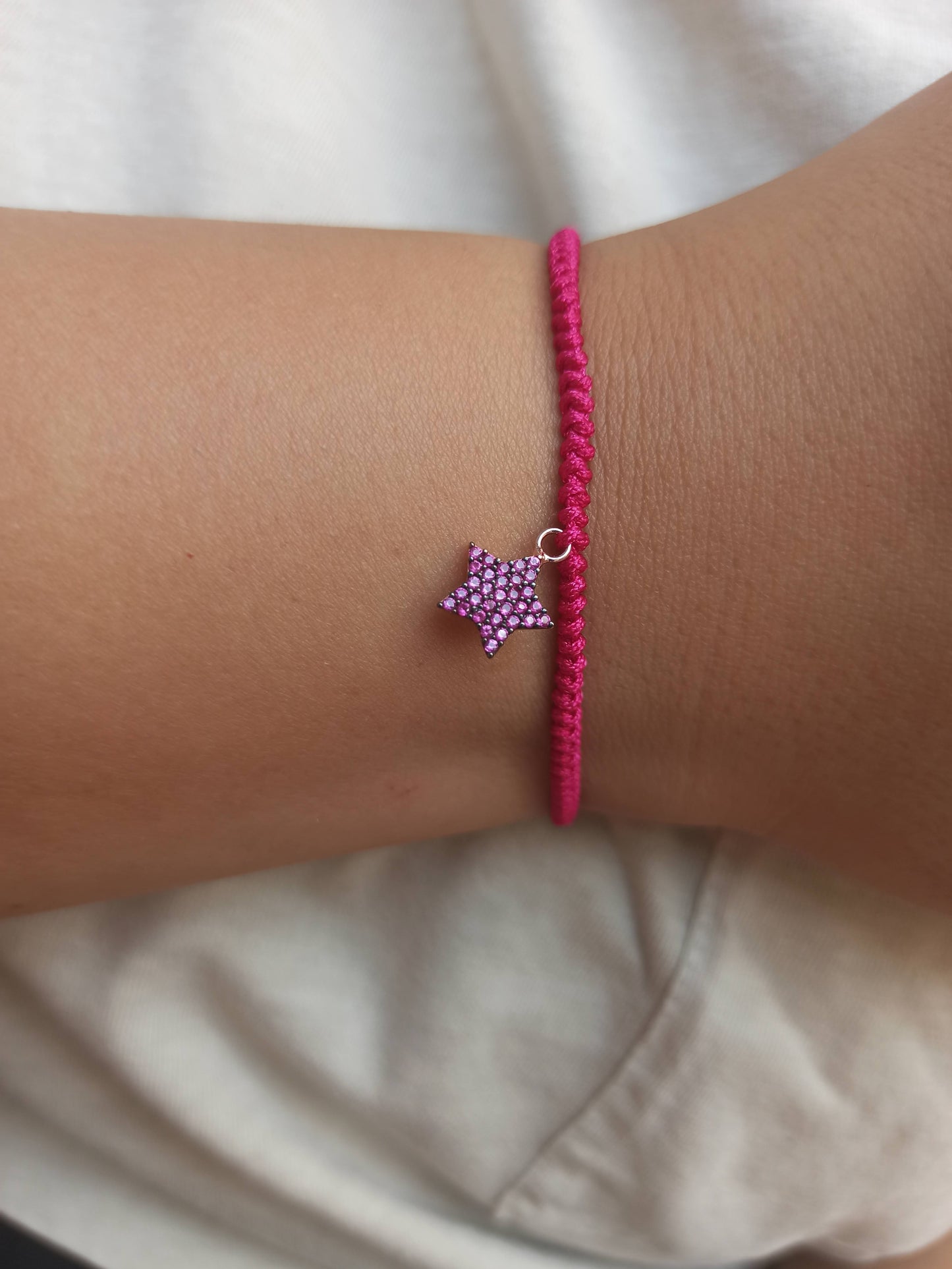 Pembe taşlı gümüş yıldız ipli bileklik