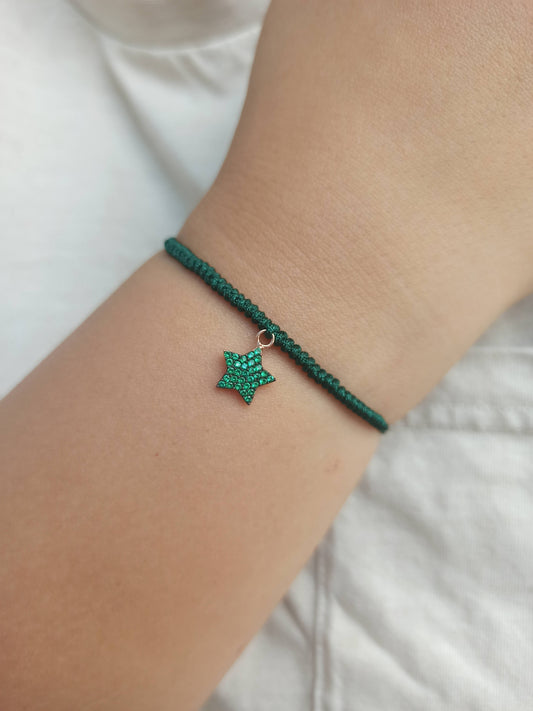 Yeşil taşlı gümüş yıldız ipli bileklik