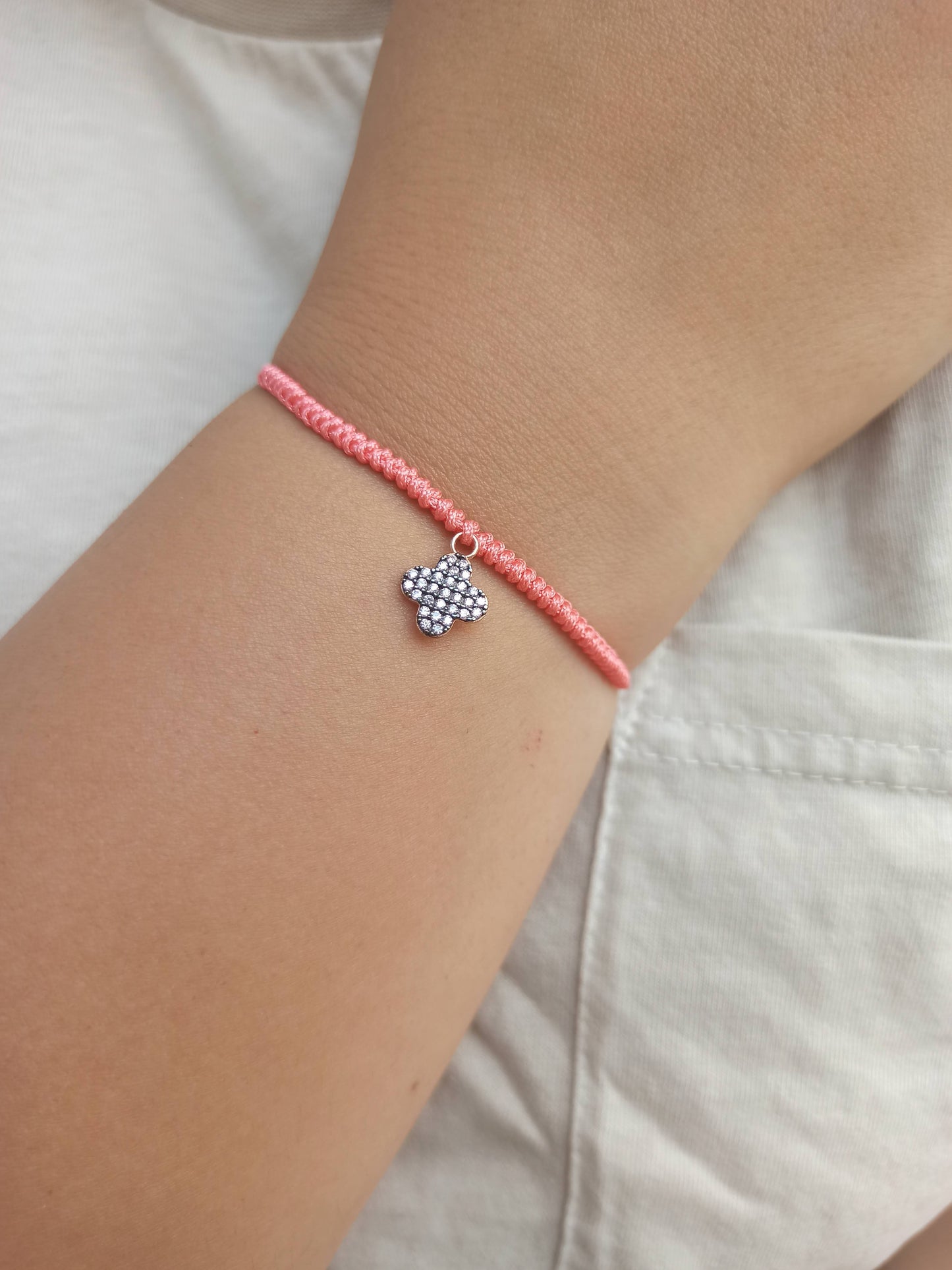 Pembe taşlı gümüş 4 yapraklı yonca ipli bileklik