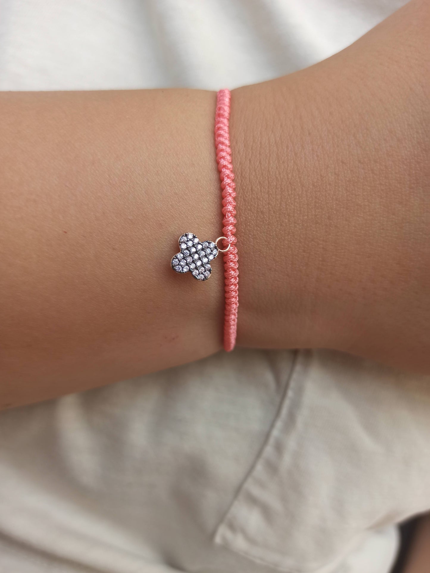 Pembe taşlı gümüş 4 yapraklı yonca ipli bileklik