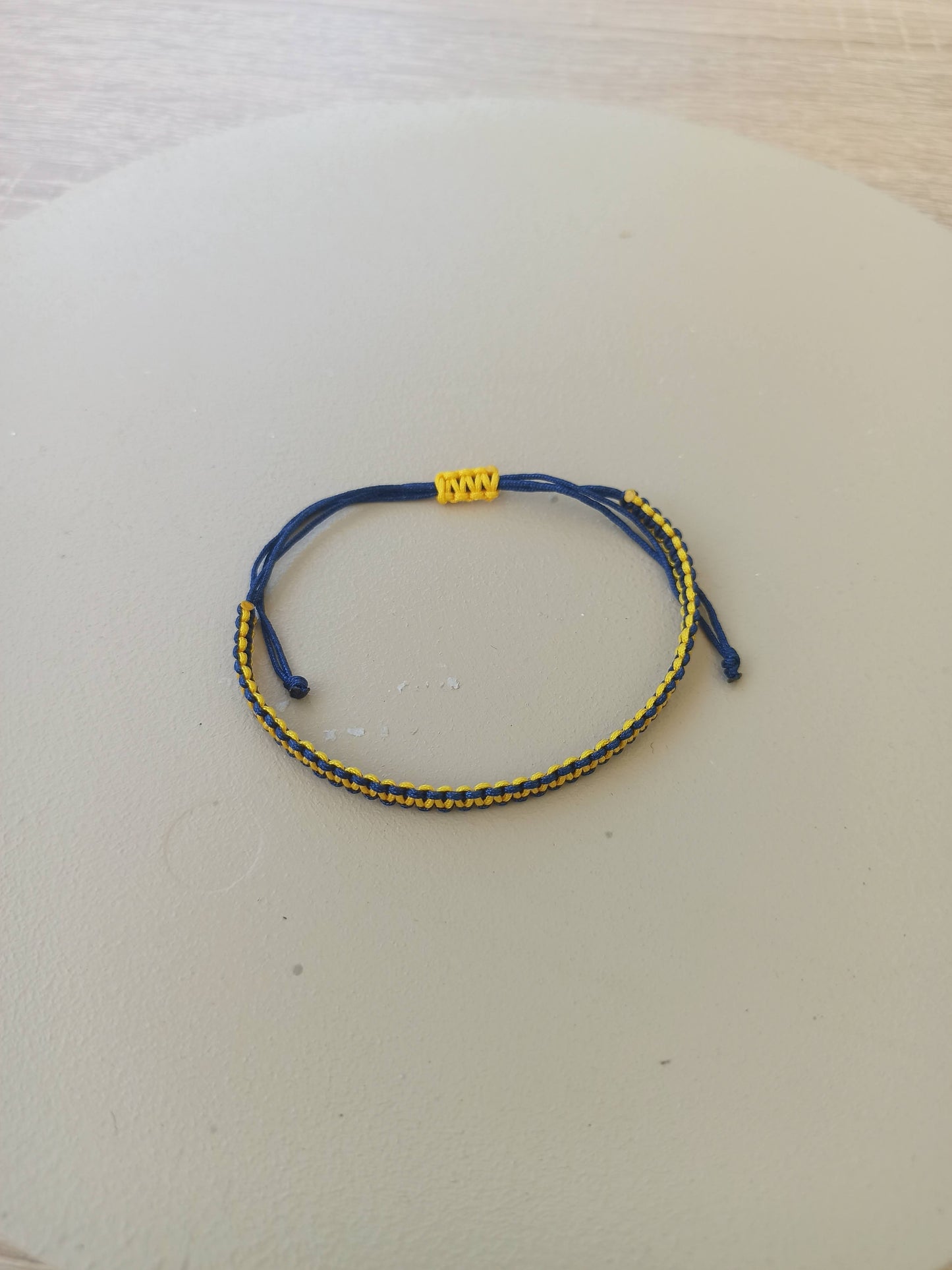Sarı lacivert ipli erkek bilekliği