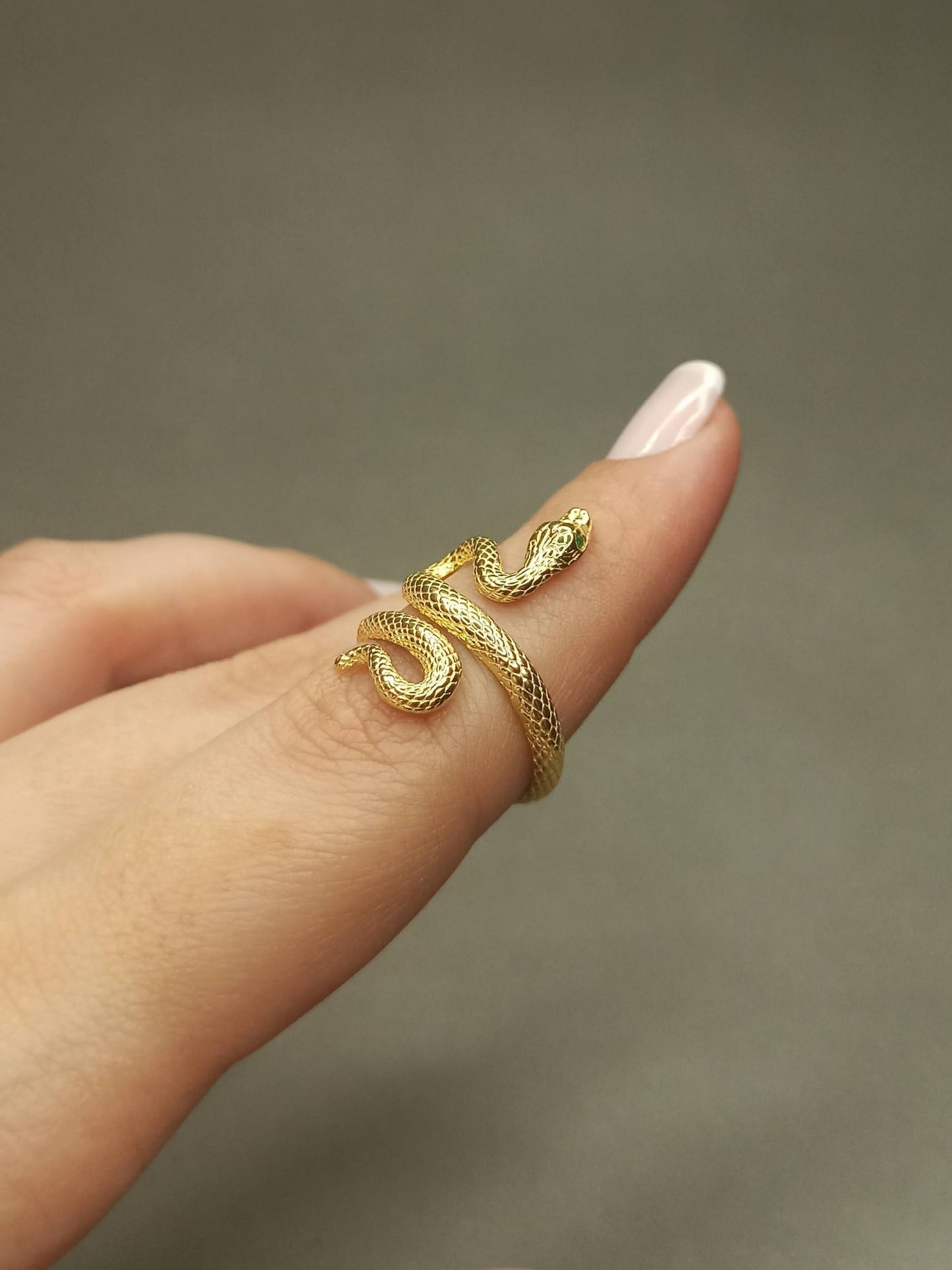 Sarmal Yılan Yüzük, Ayarlanabilir