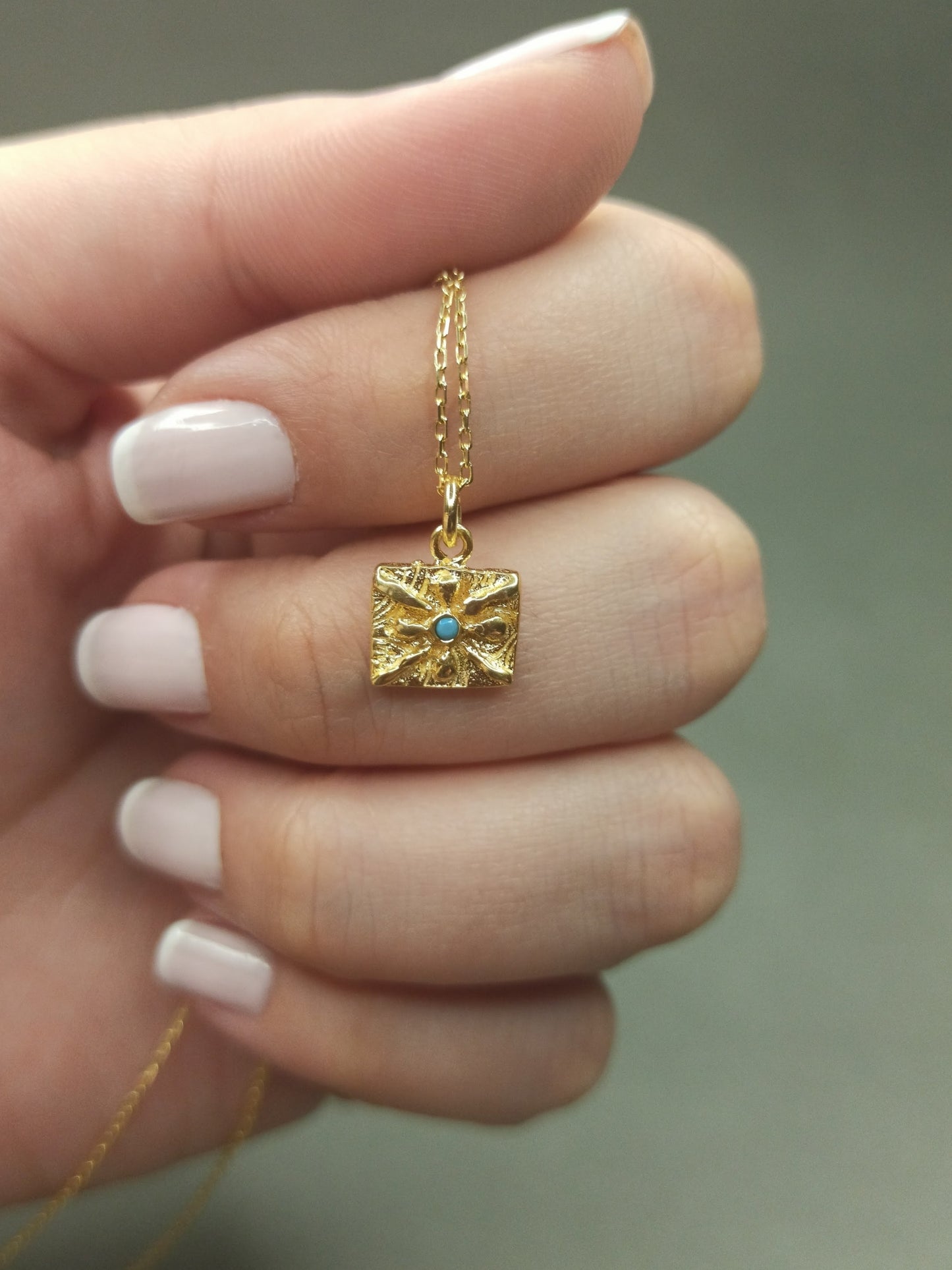 Antik Asuri Güneş Sembolü Kolye, Koruma Tılsımı