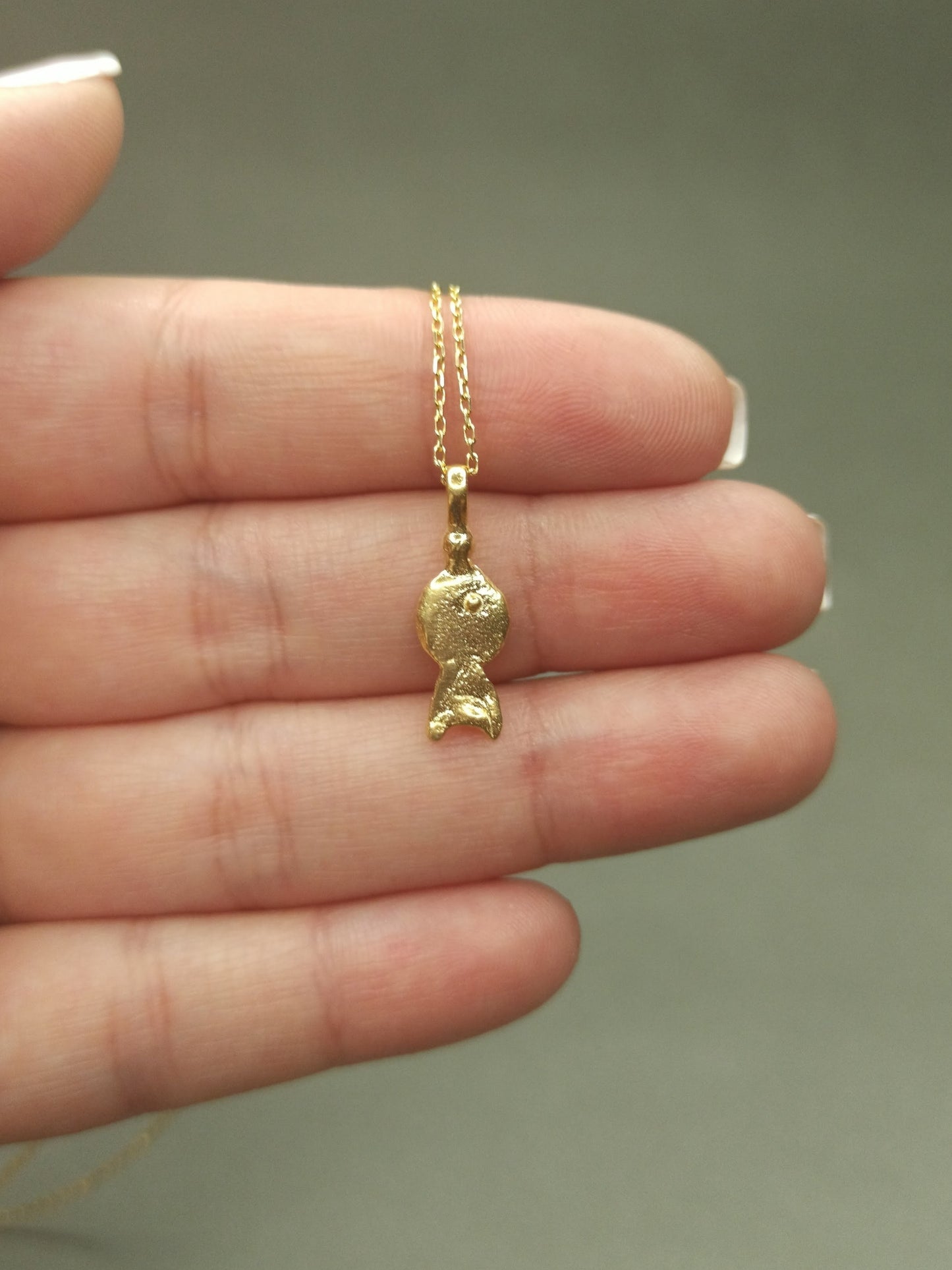 Gümüş Mini Balık Kolye