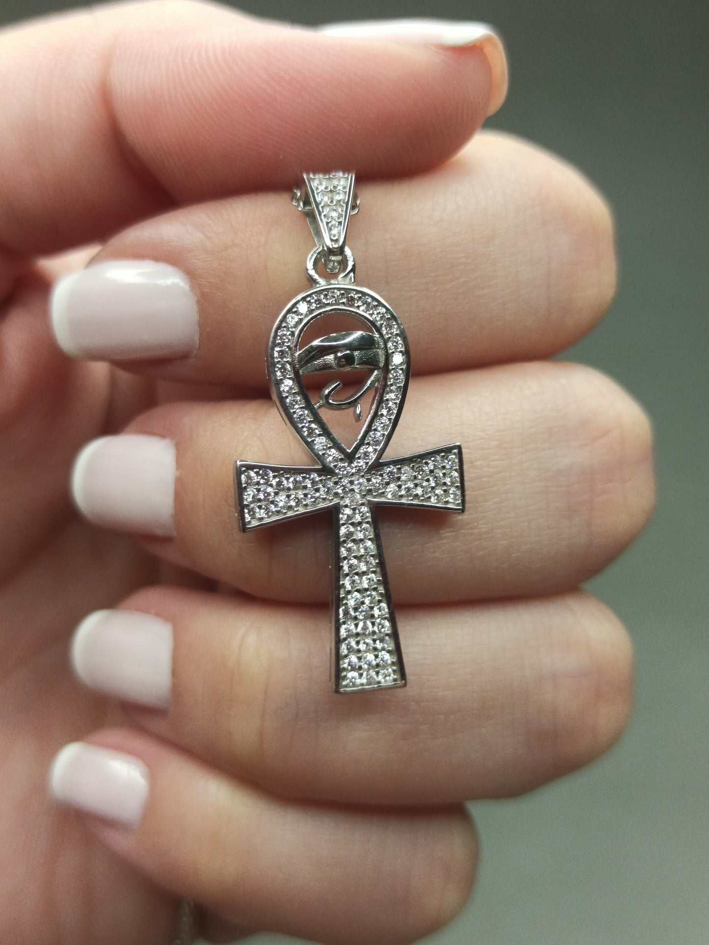 Zirkon Taşlı Gümüş Ankh Kolye, Yaşam Anahtarı