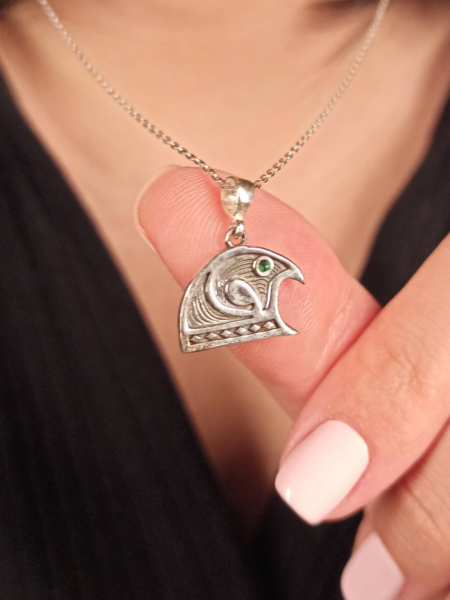Horus Şahin Kafası Gümüş Kolye