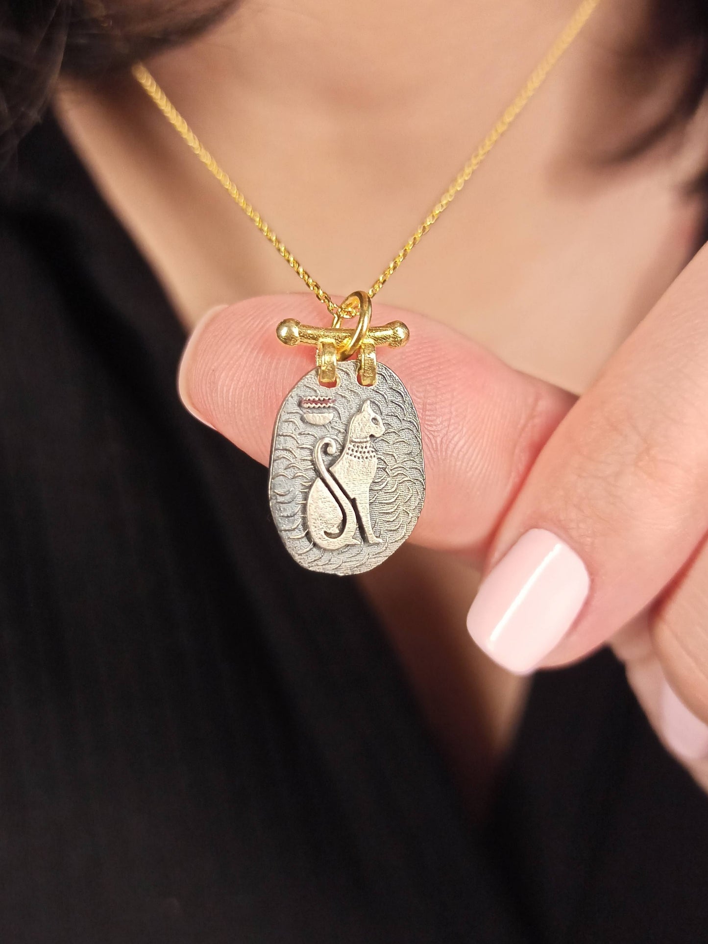 Bastet  Kedi Kolye, Antik Mısır Tanrıçası