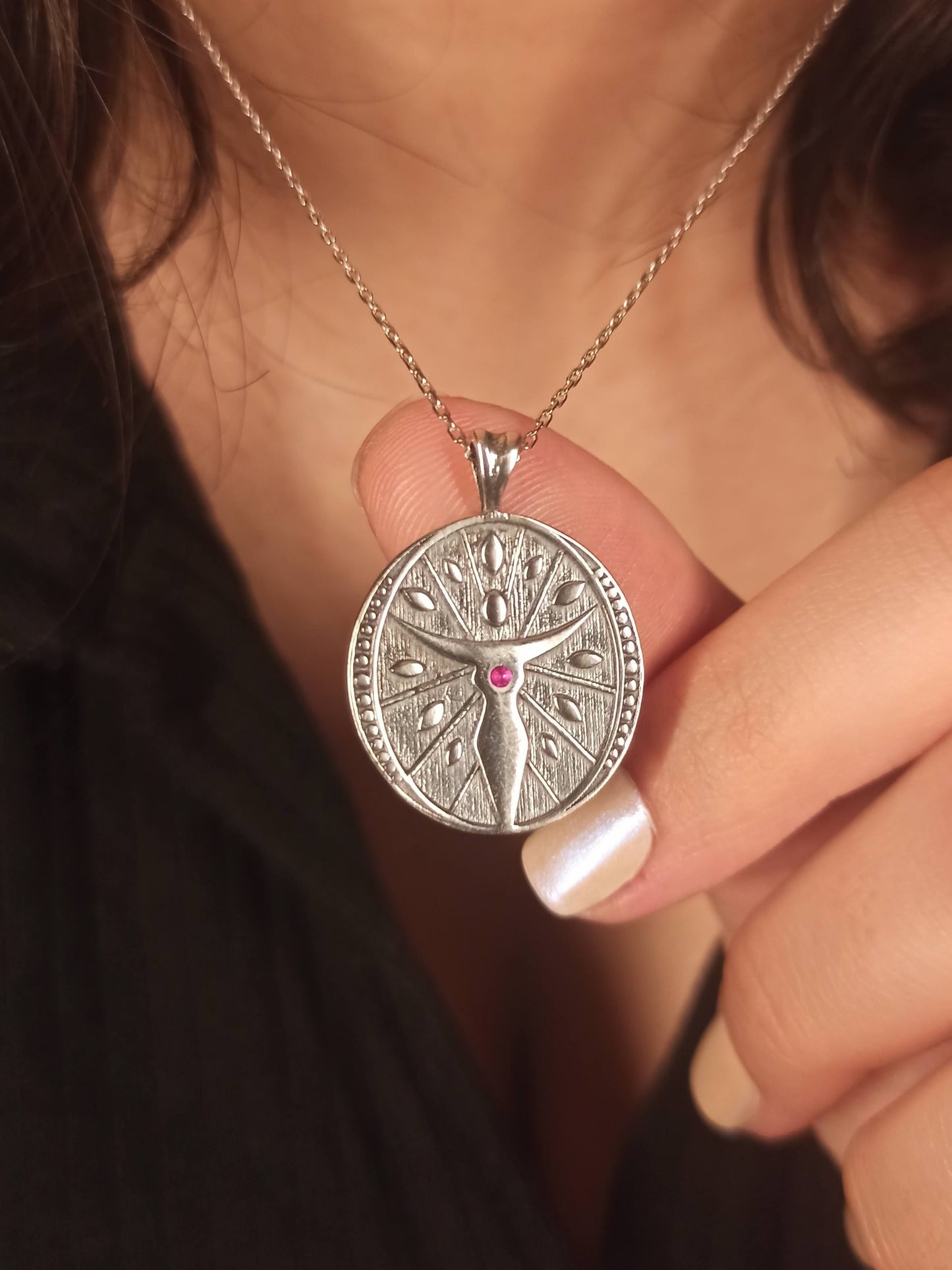 Gümüş Tanrıça Kybele Kolye