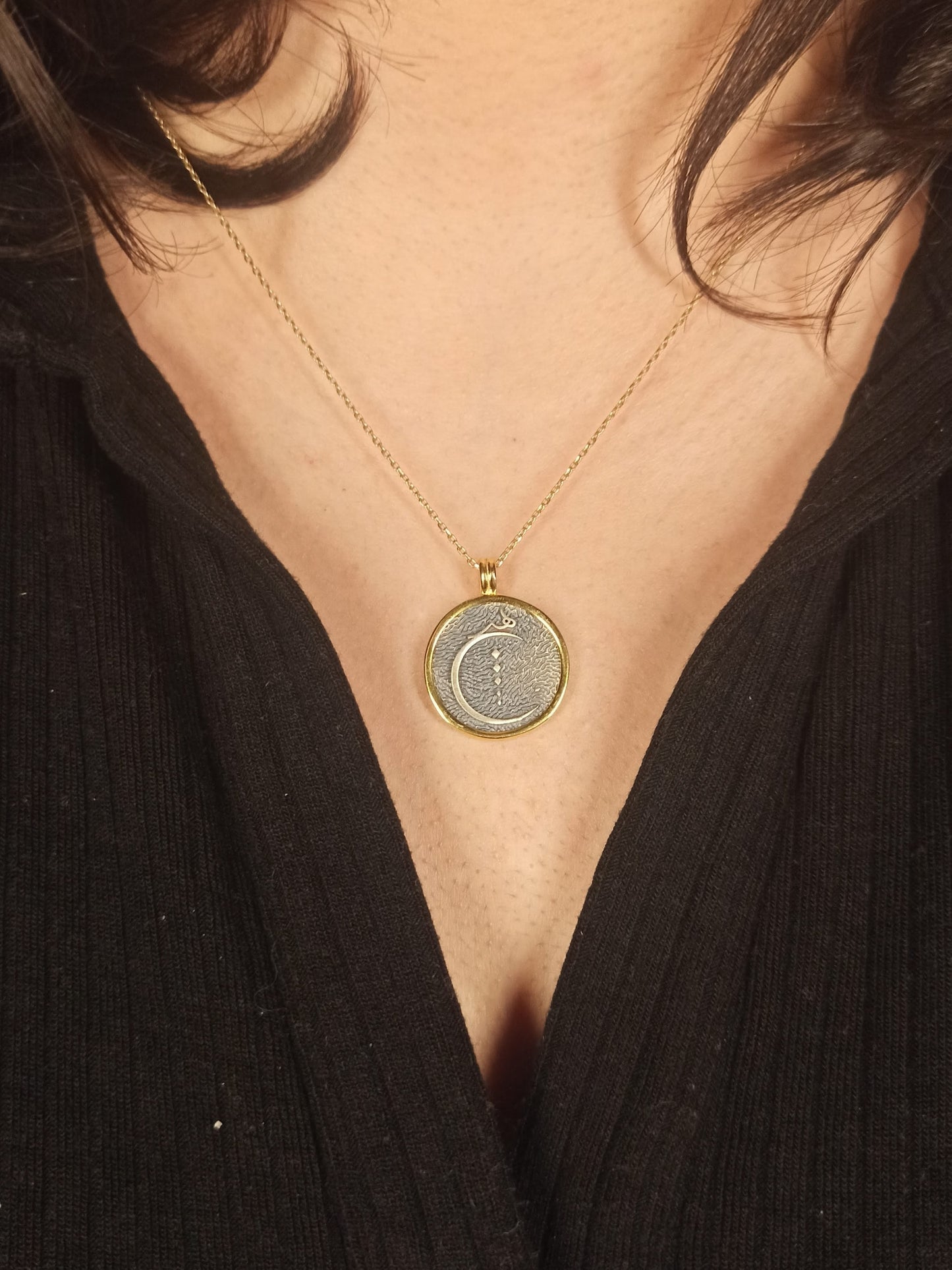 Rumi Hiçlik Kolye, Hiç Kolye