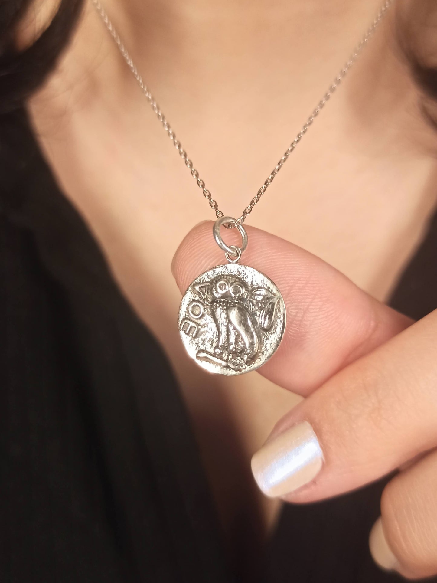 Athena’nın Baykuşu Gümüş Madalyon Kolye