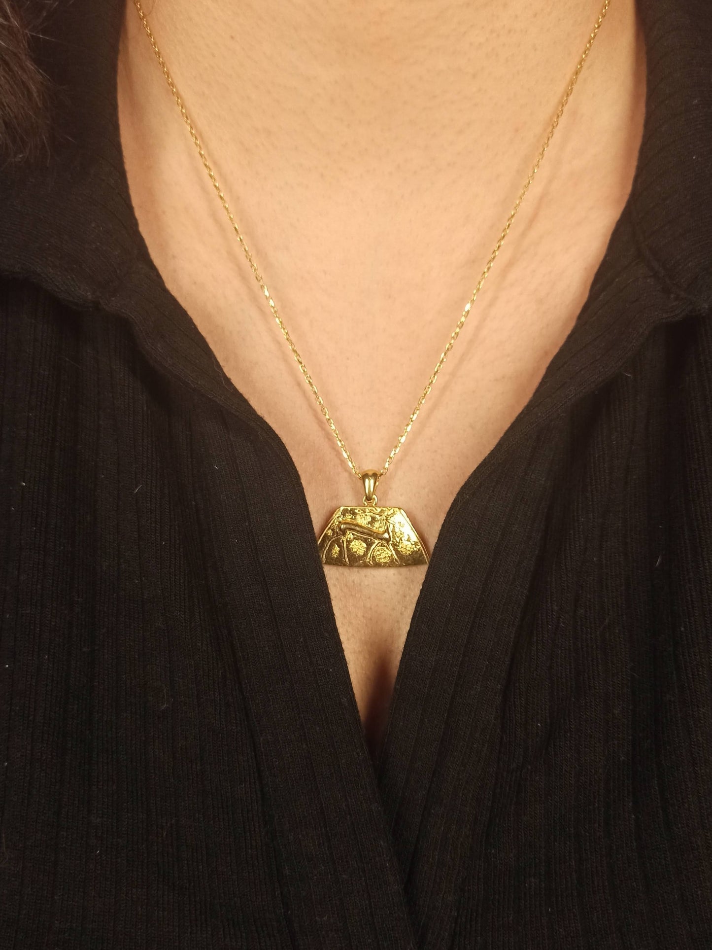 Antik Hitit Geyiği Gümüş Kolye