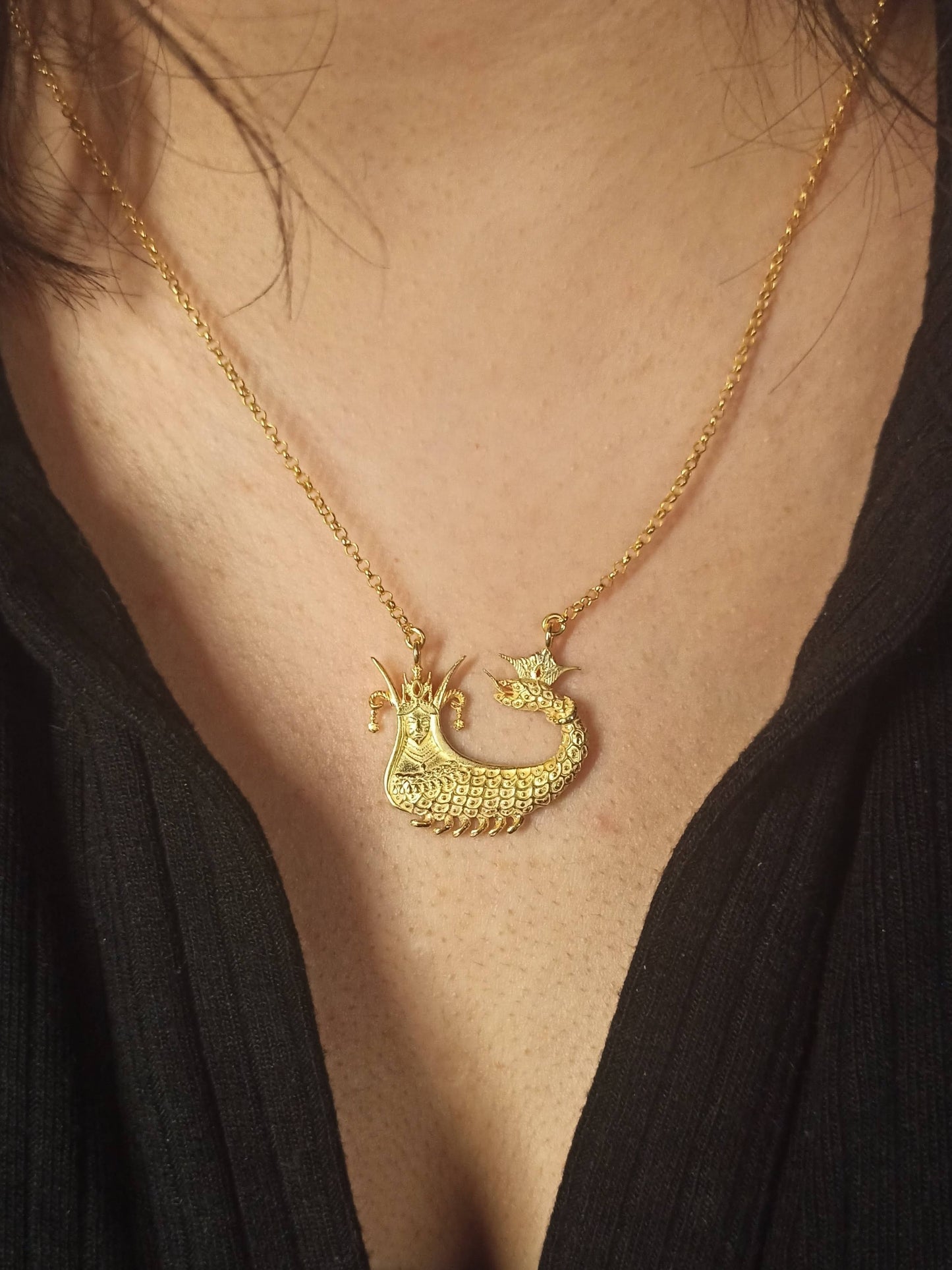 Gümüş Şahmeran Kolye, Mitolojik Tasarım