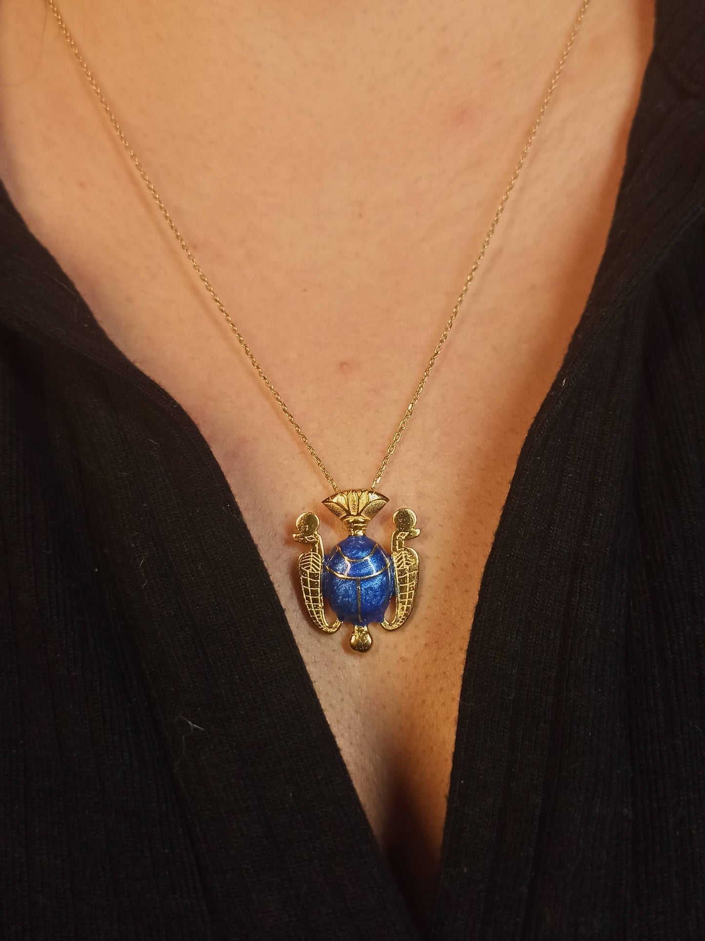 Antik Mısır Mavi Böcek Kolye
