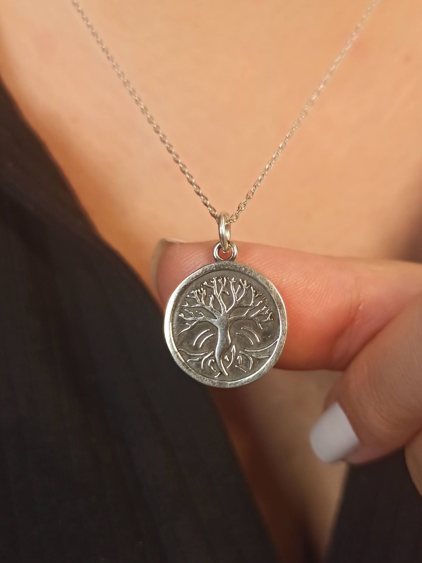 Yaşam Ağacı ve Hayat Sembollü Madalyon Kolye