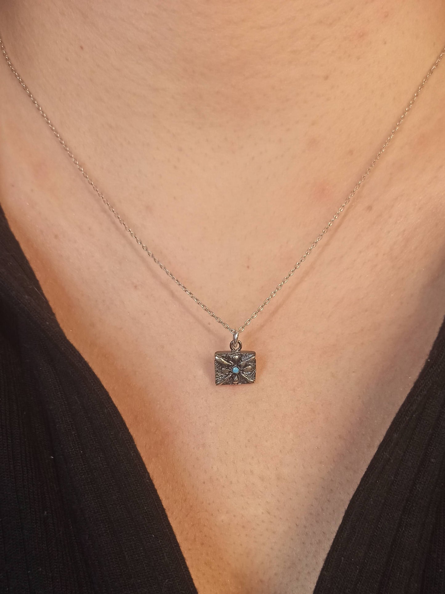 Antik Asuri Güneş Sembolü Kolye, Koruma Tılsımı