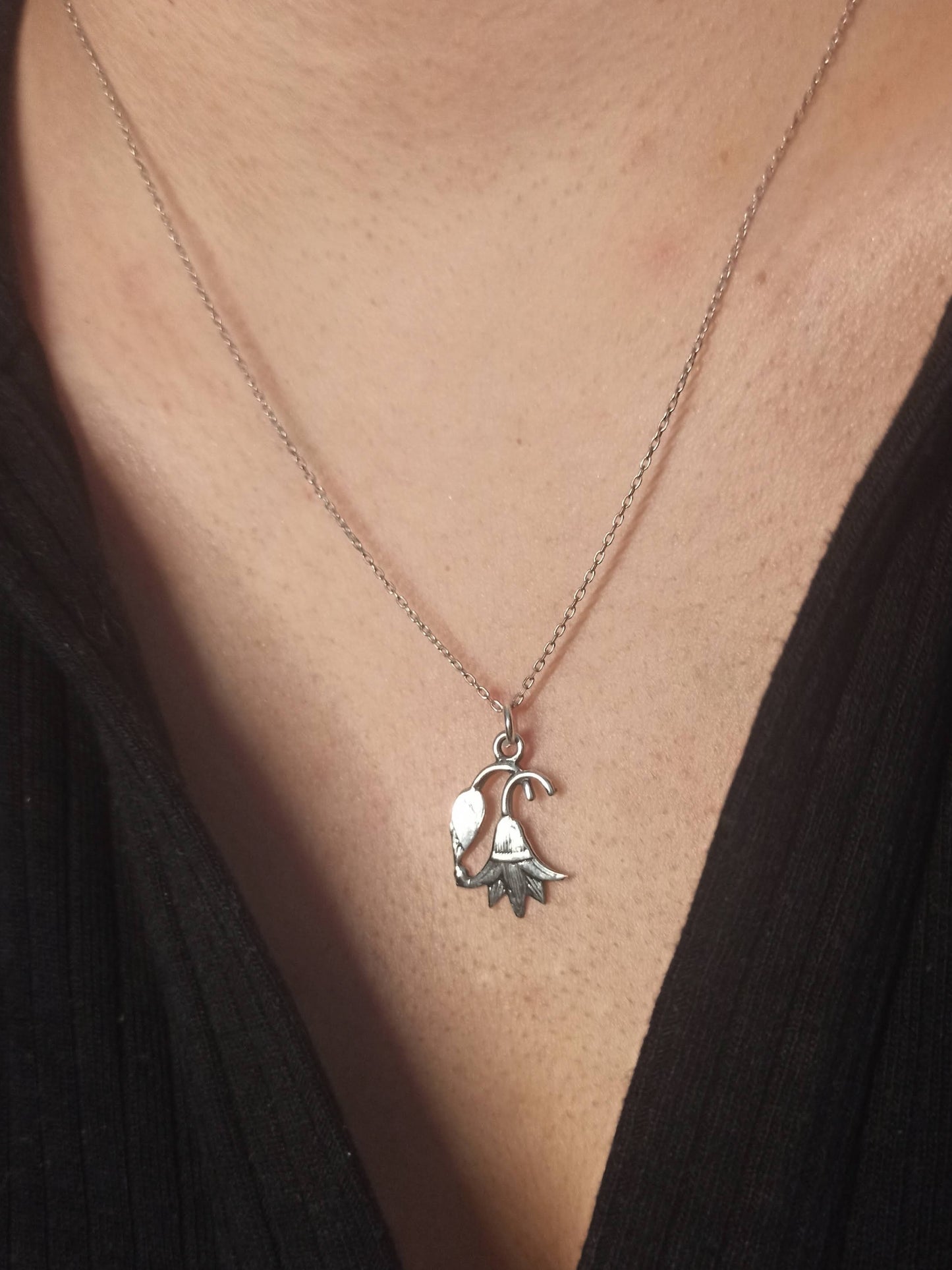 Gümüş Antik Mısır Ters Lale Kolye