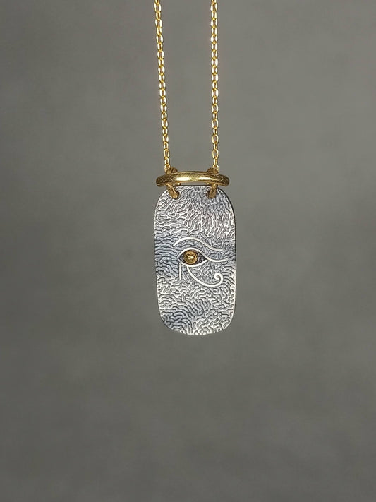 Horus’un Gözü Madalyon Kolye, Vintage Oksitli Gümüş Takı