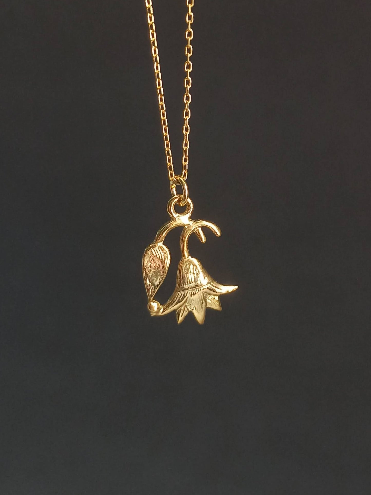 Gümüş Antik Mısır Ters Lale Kolye