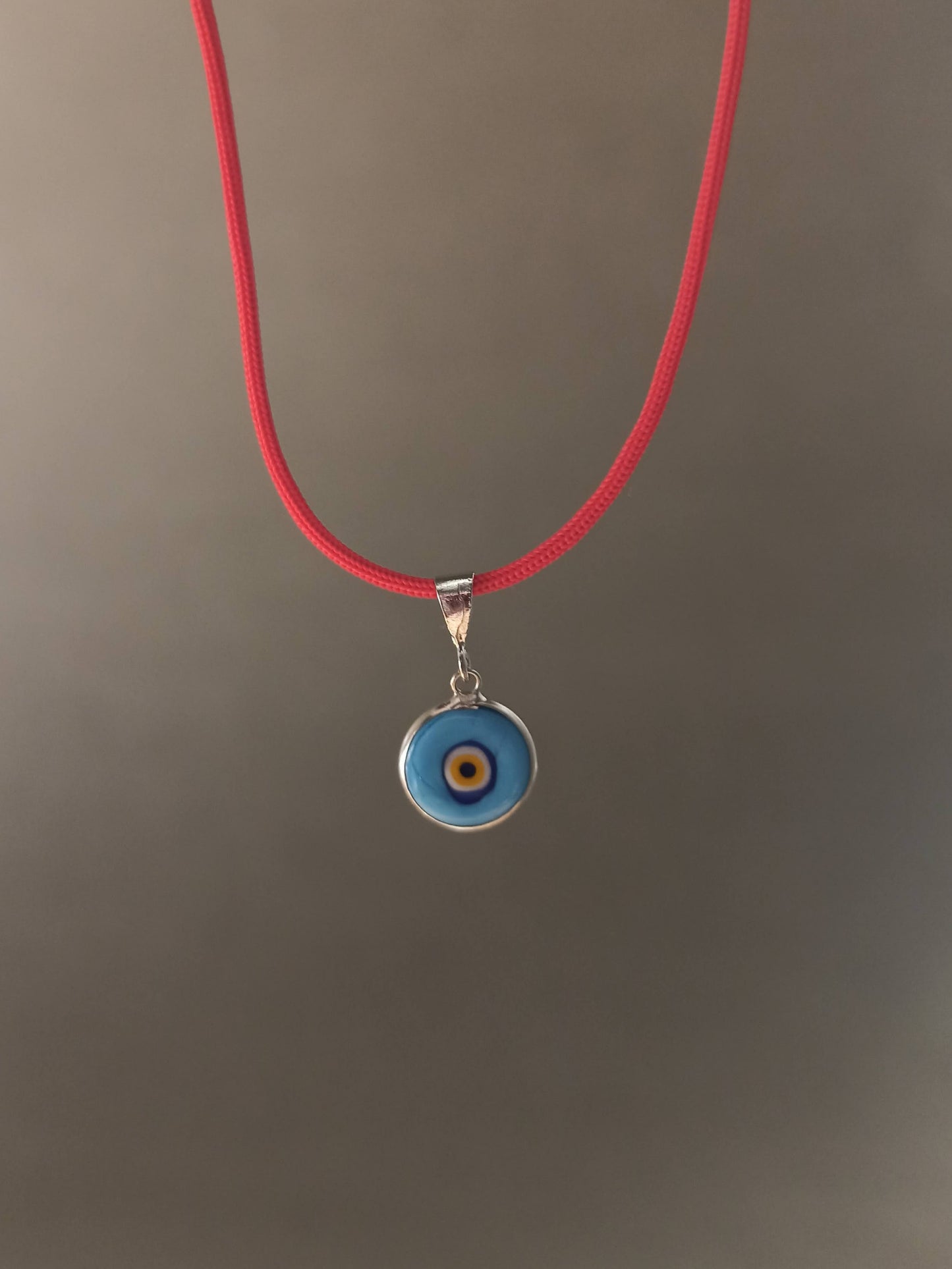 Kırmızı İpli Turkuaz Gümüş Nazar Boncuğu Kolye