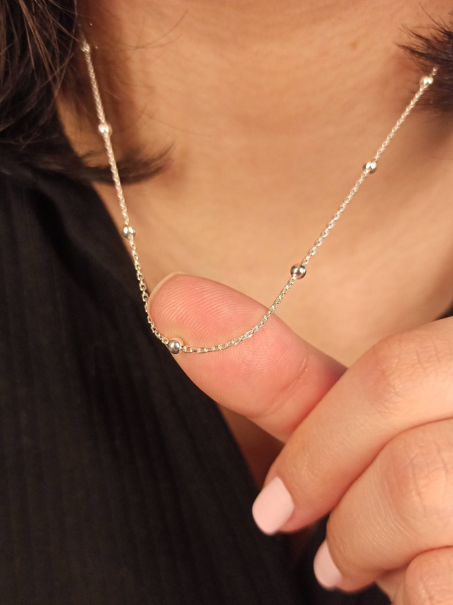 Gümüş Aralıklı Top Zincir Kolye