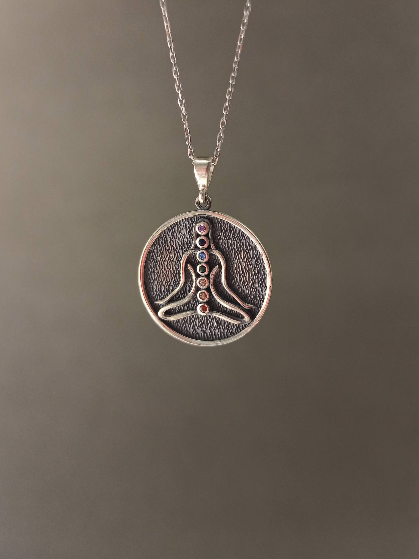 7 Çakra Taşlı Yogi Kolye , Gümüş