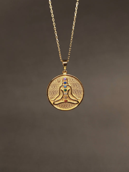 7 Çakra Taşlı Yogi Kolye , Altın Kaplamalı Gümüş