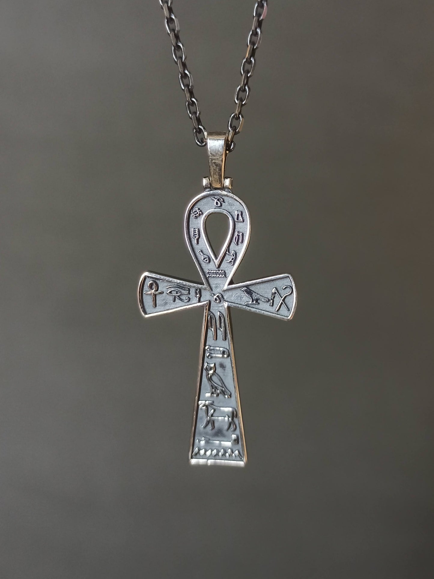 Hiyeroglif İşlemeli Gümüş Ankh Kolye