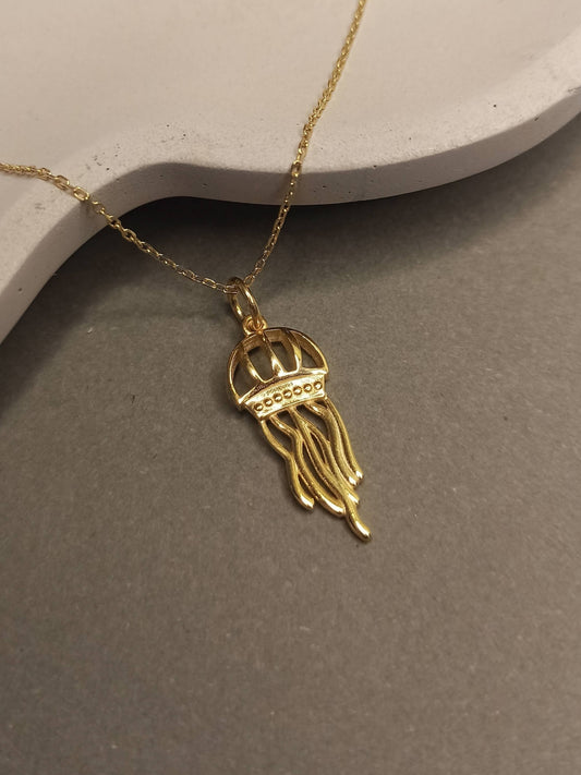 Gümüş Deniz Anası Kolye