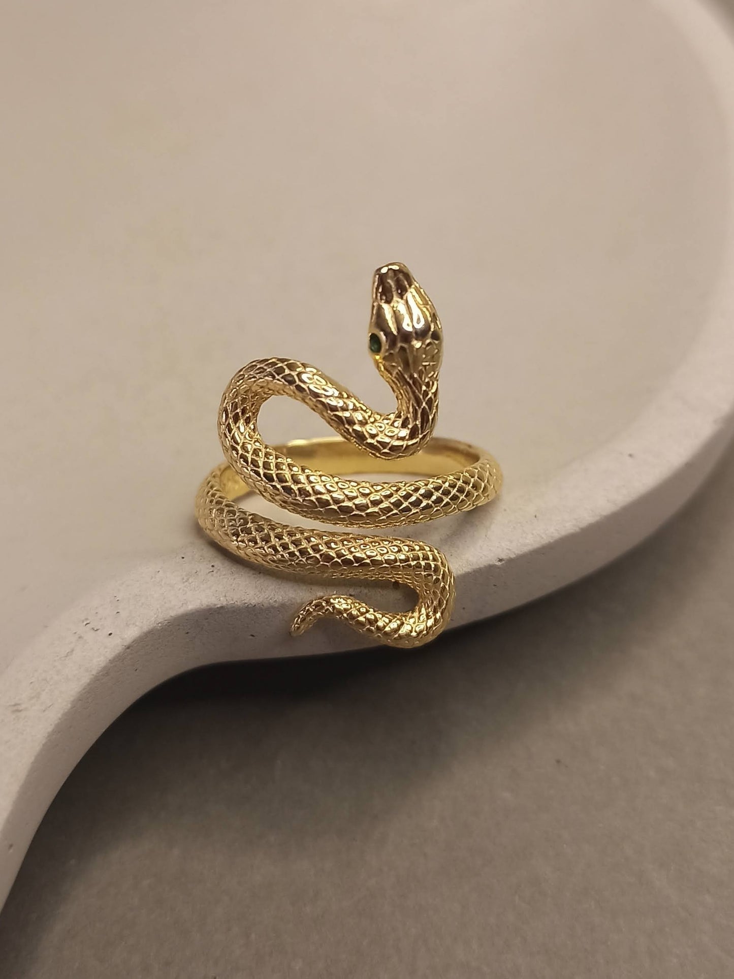 Sarmal Yılan Yüzük, Ayarlanabilir