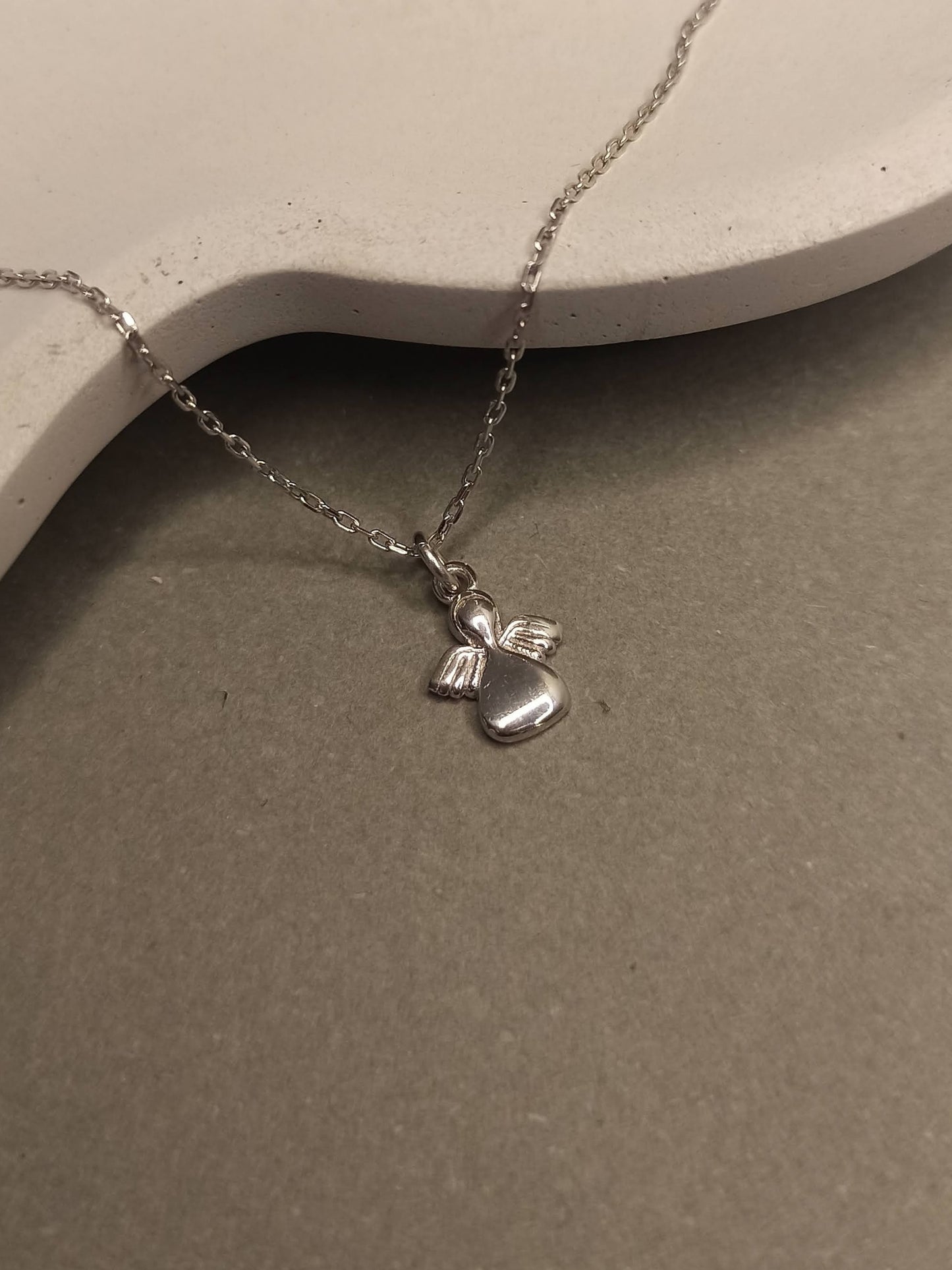 Mini Bebek Melek Gümüş Kolye