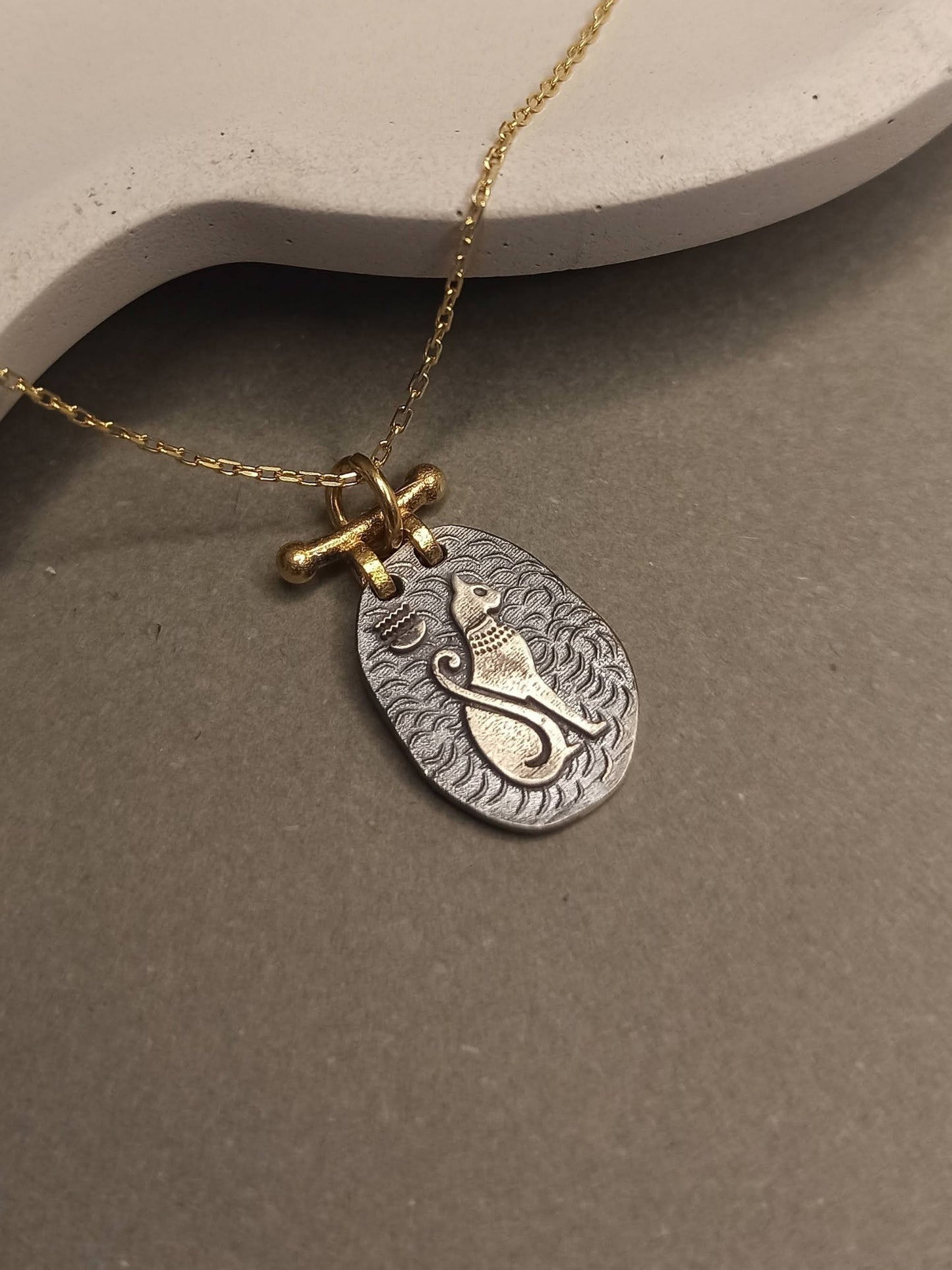 Bastet  Kedi Kolye, Antik Mısır Tanrıçası