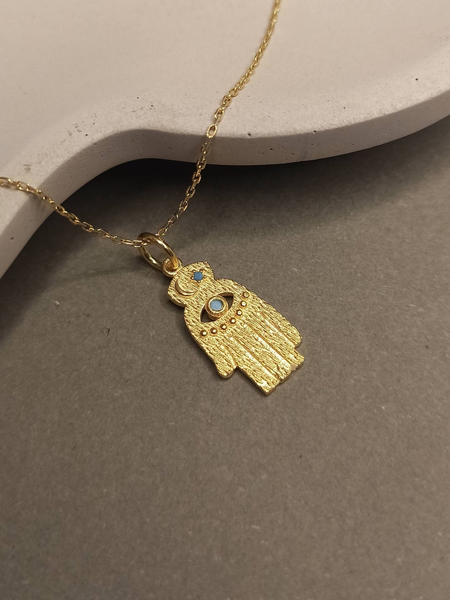 Turkuaz Taşlı Fatma’nın Eli Kolye, Koruma ve Şans Sembolü