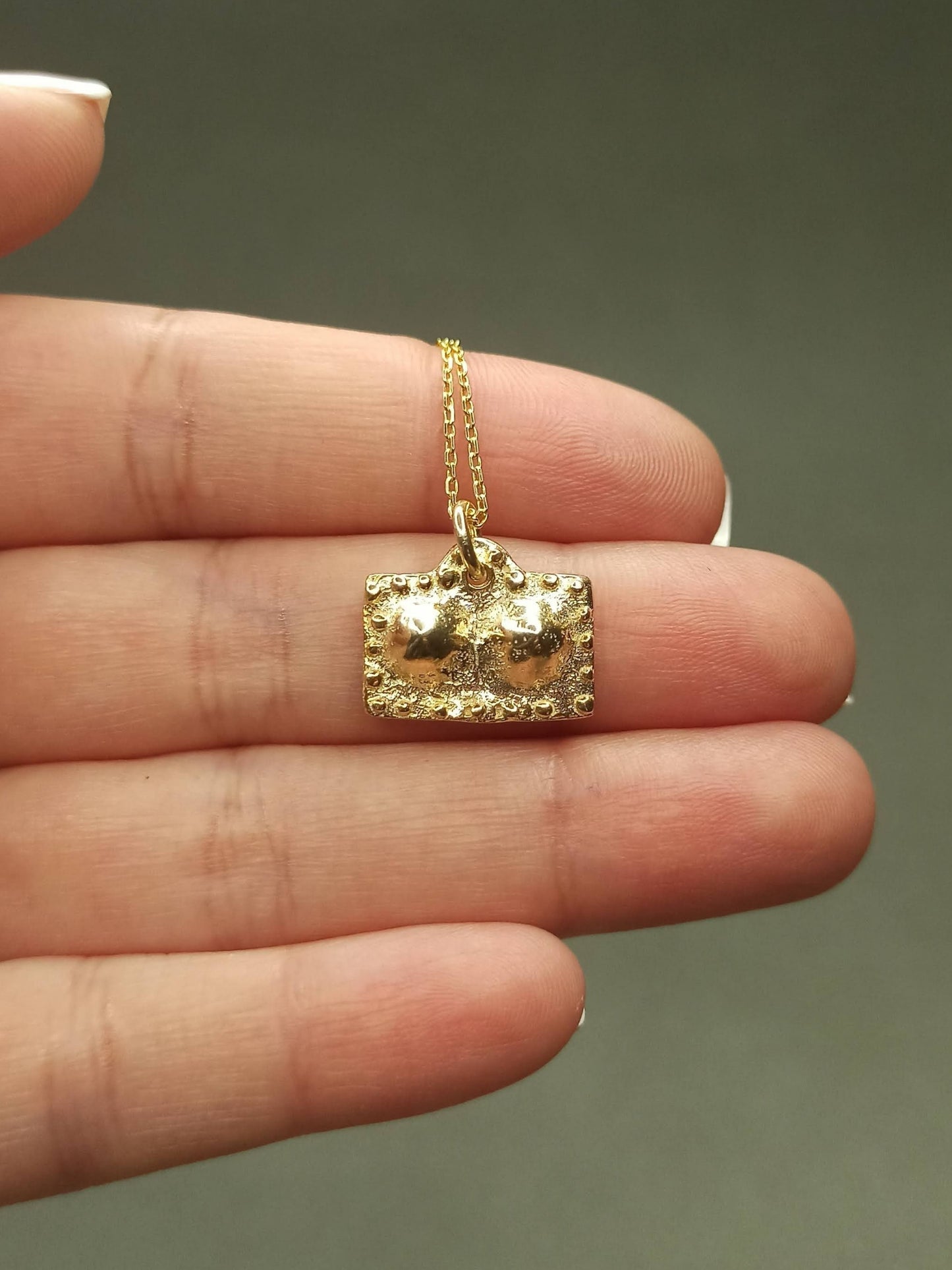 Antik Mezopotamya Meme Motifli Kolye