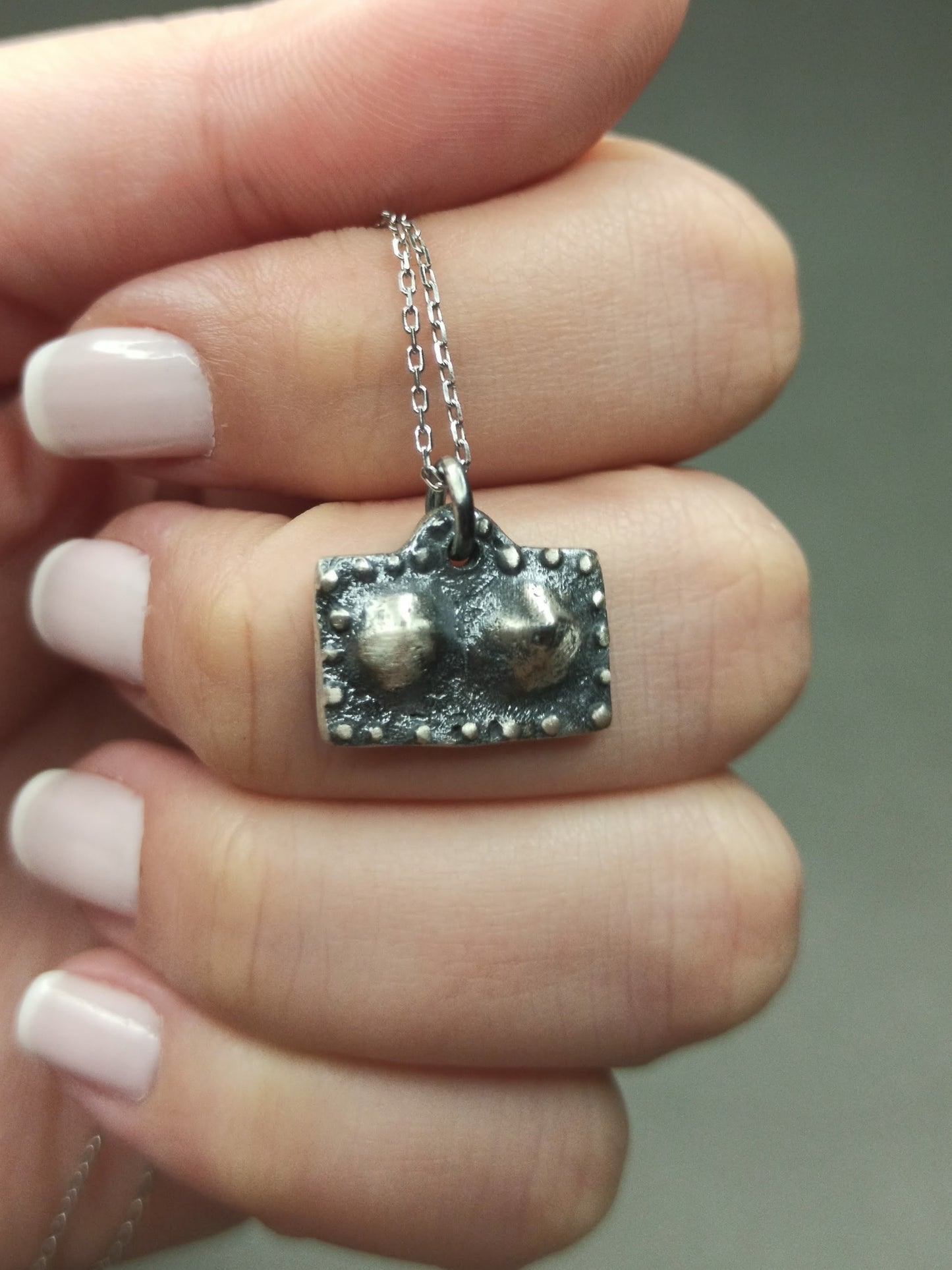 Antik Mezopotamya Meme Motifli Kolye