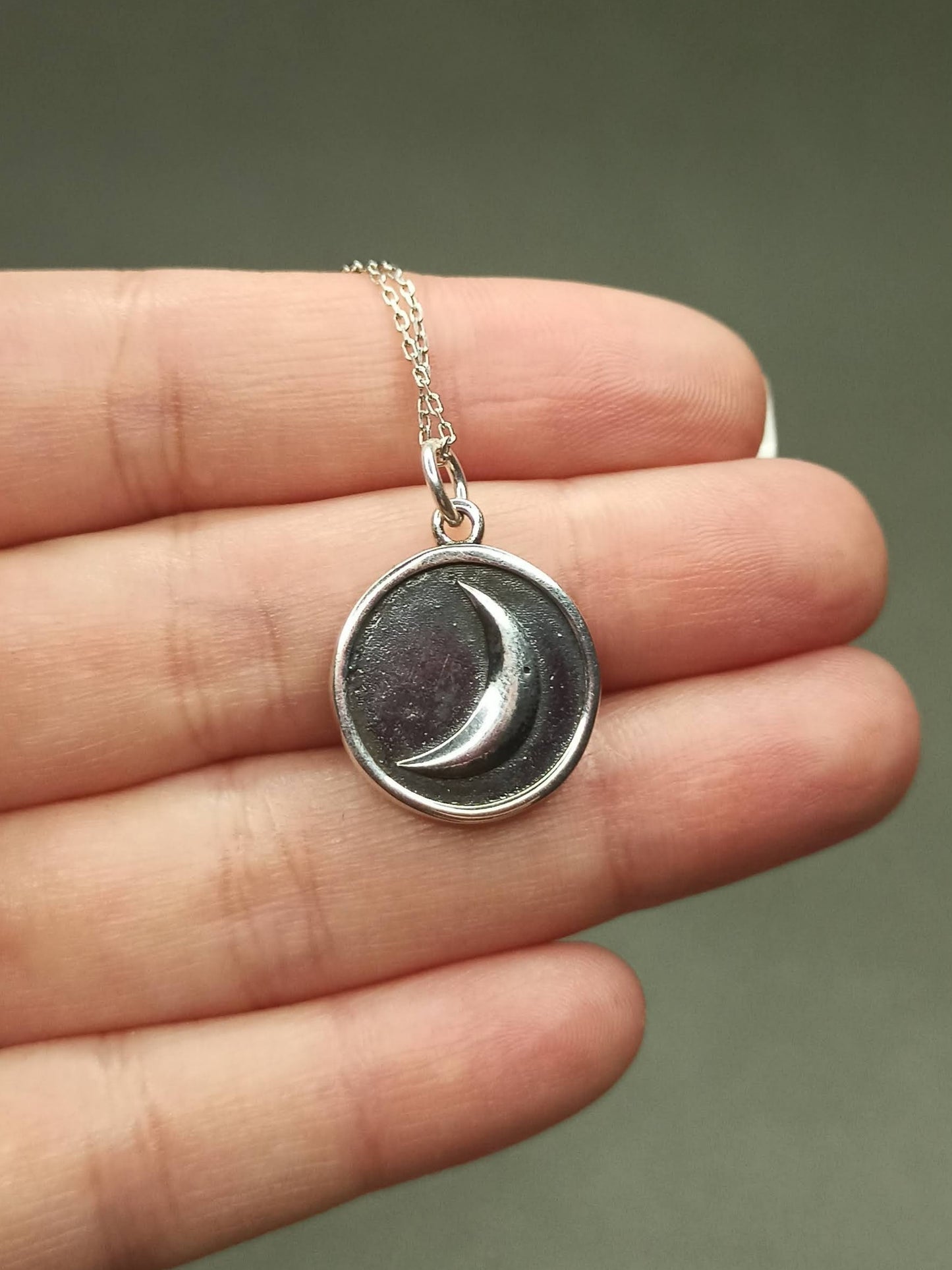 Çift Taraflı Ay ve Güneş Madalyon Kolye