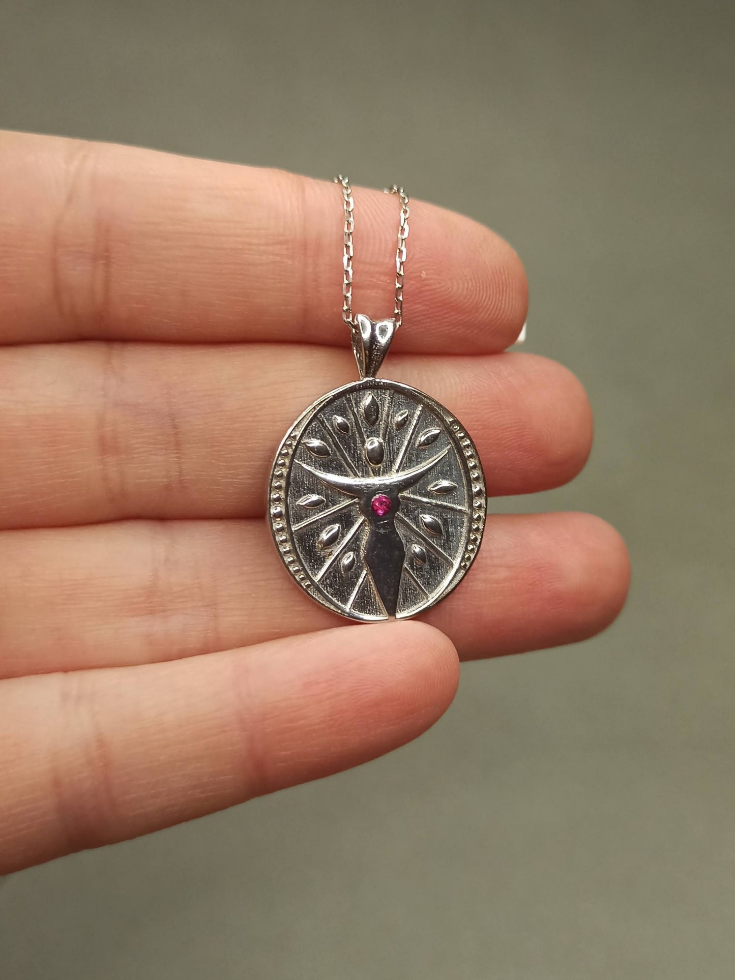 Gümüş Tanrıça Kybele Kolye