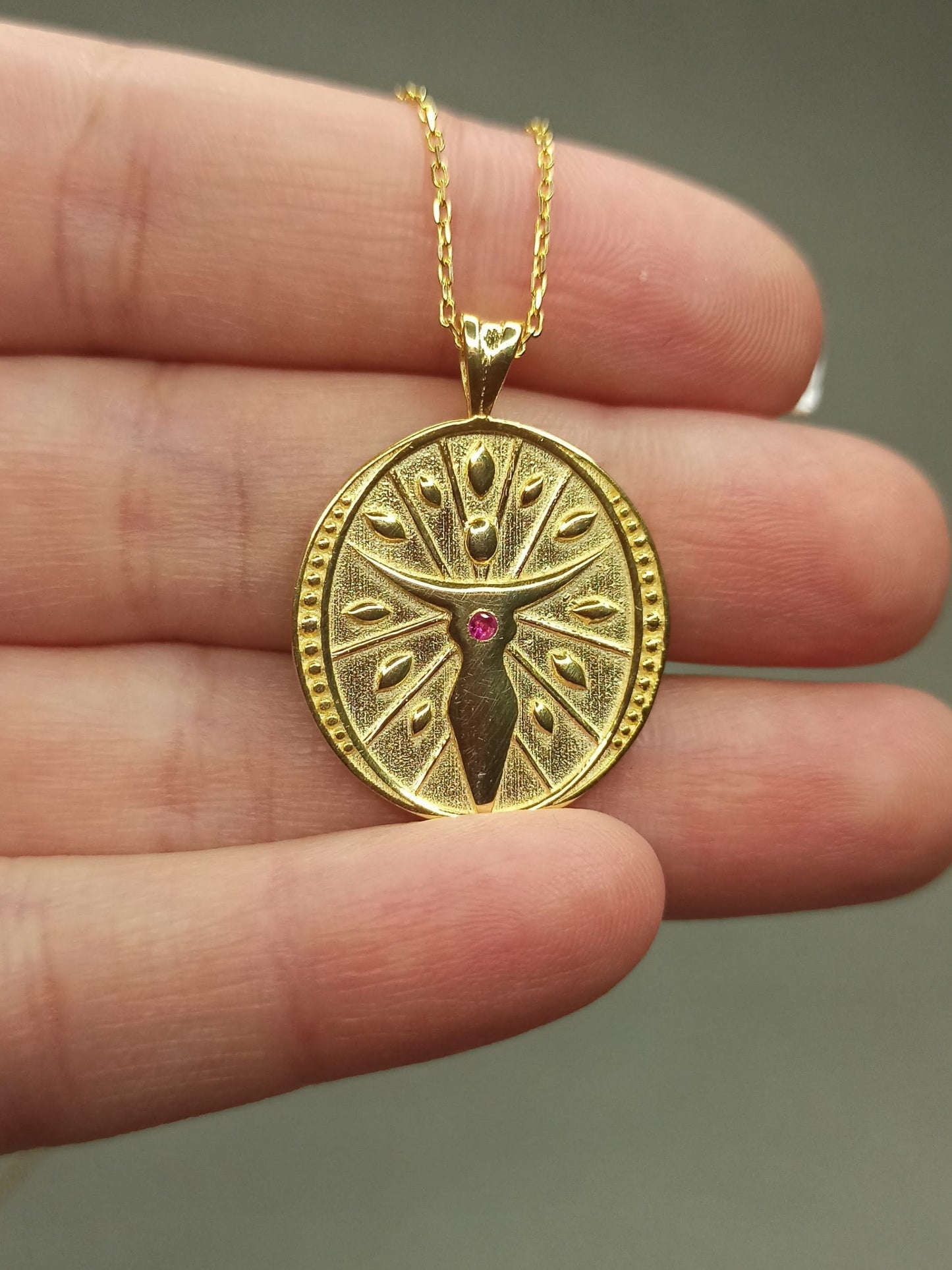 Gümüş Tanrıça Kybele Kolye