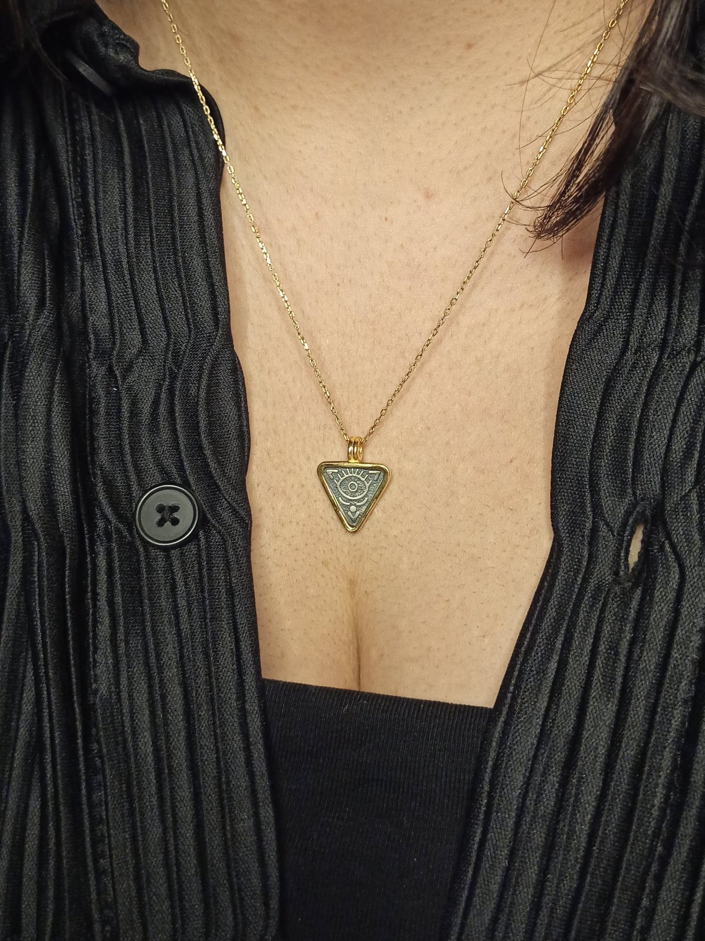 Üçgen Nazarlık Göz Gümüş Kolye