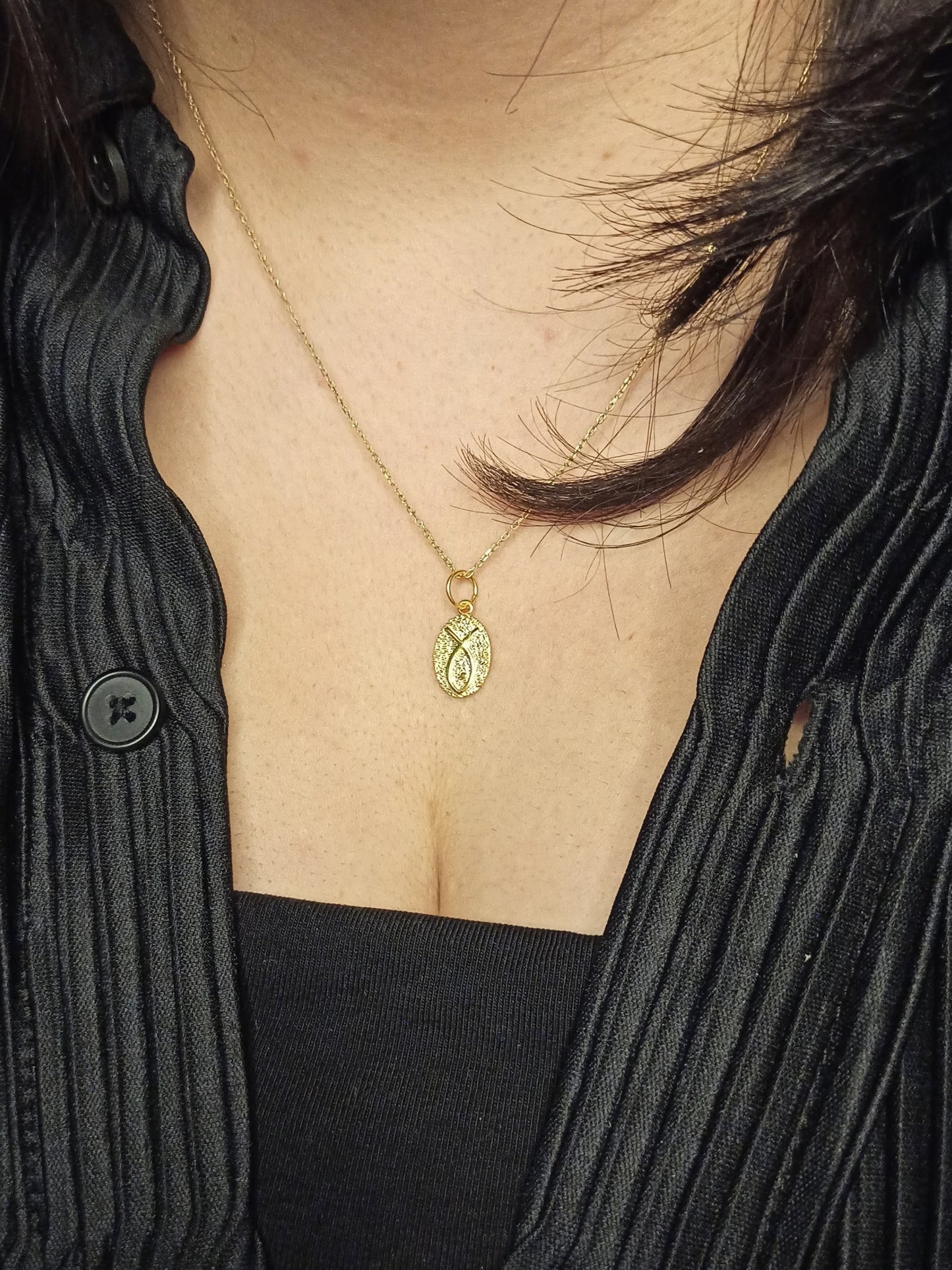 Gümüş Mini Madalyon Balık Kolye