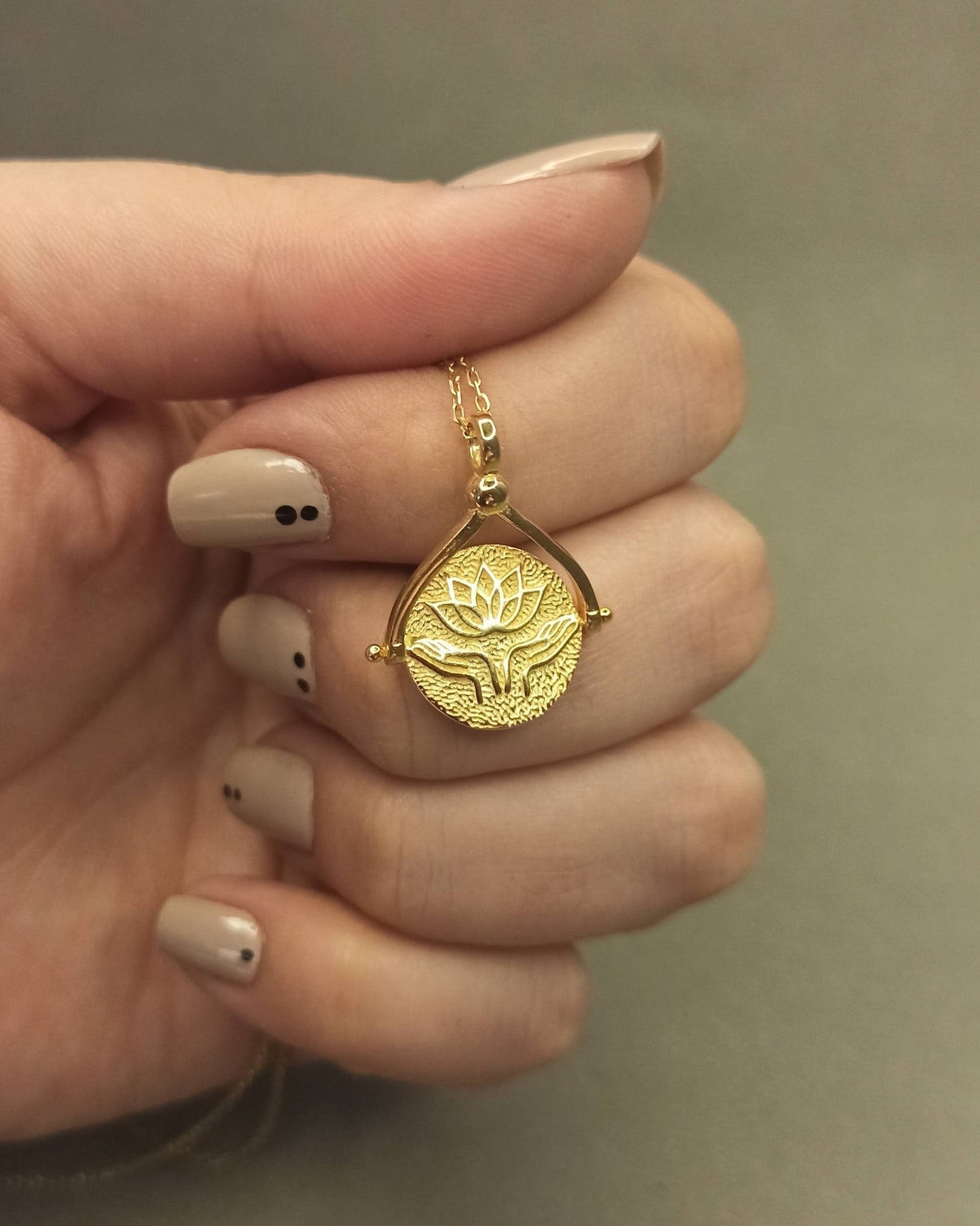 925 Ayar Gümüş Om Lotus Kolye, Çift Taraflı Dönen Kolye Ucu