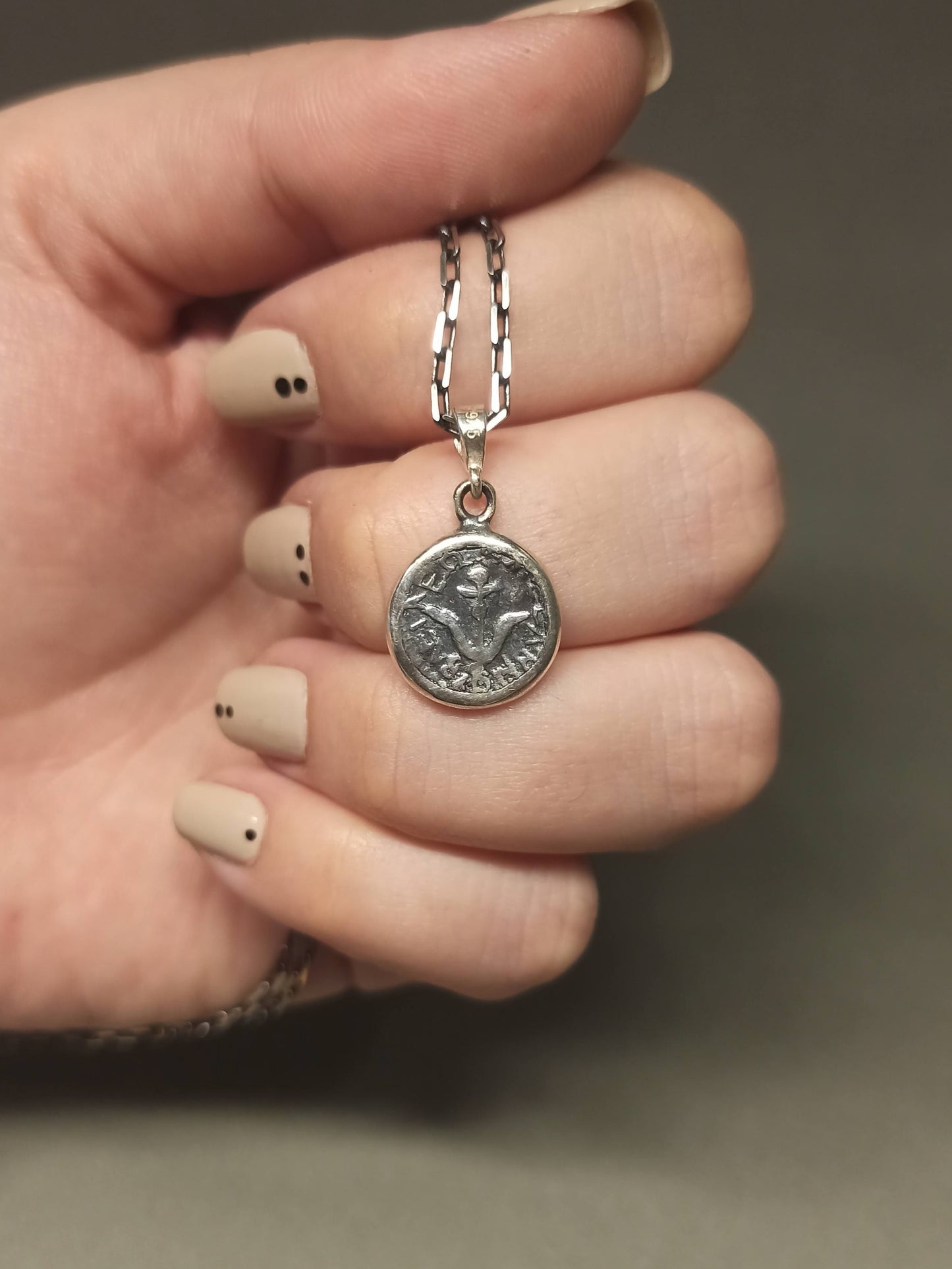 Çift Taraflı Antik Stil Gümüş Madalyon Güneş Kolye